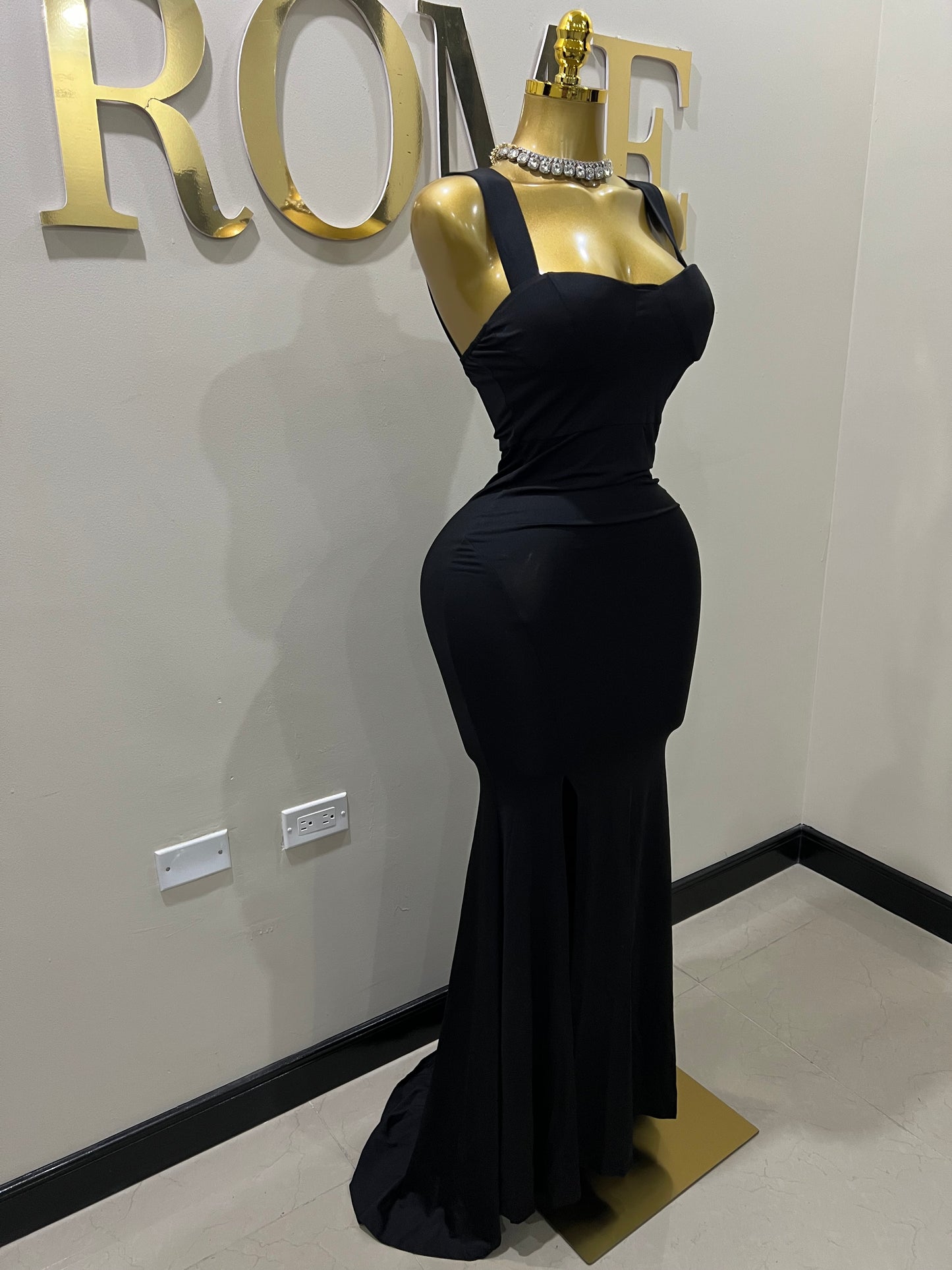 Kerry Ann Train Dress (Black)