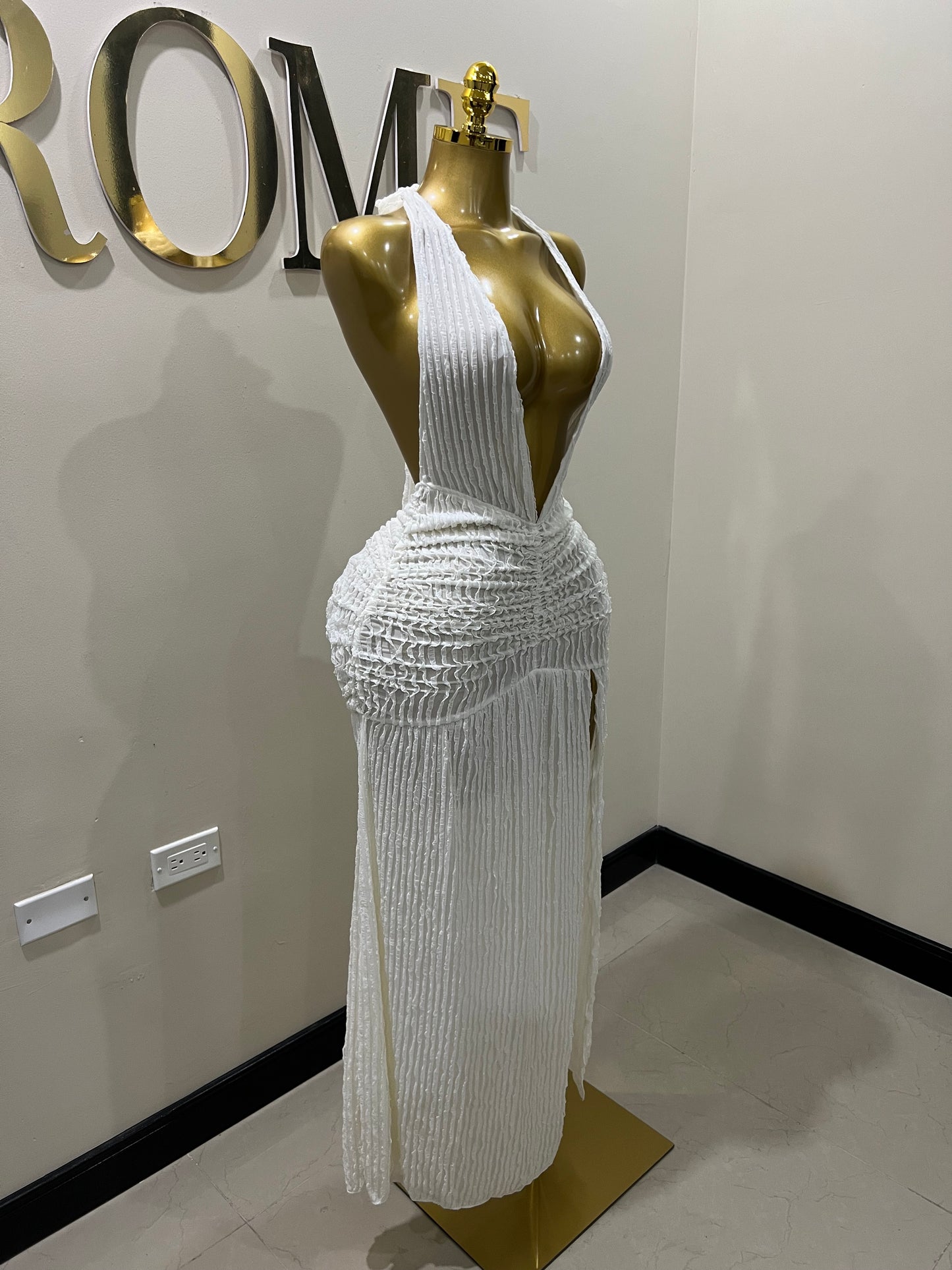 Lily Nara Halter Dress (Cream/Off-White)