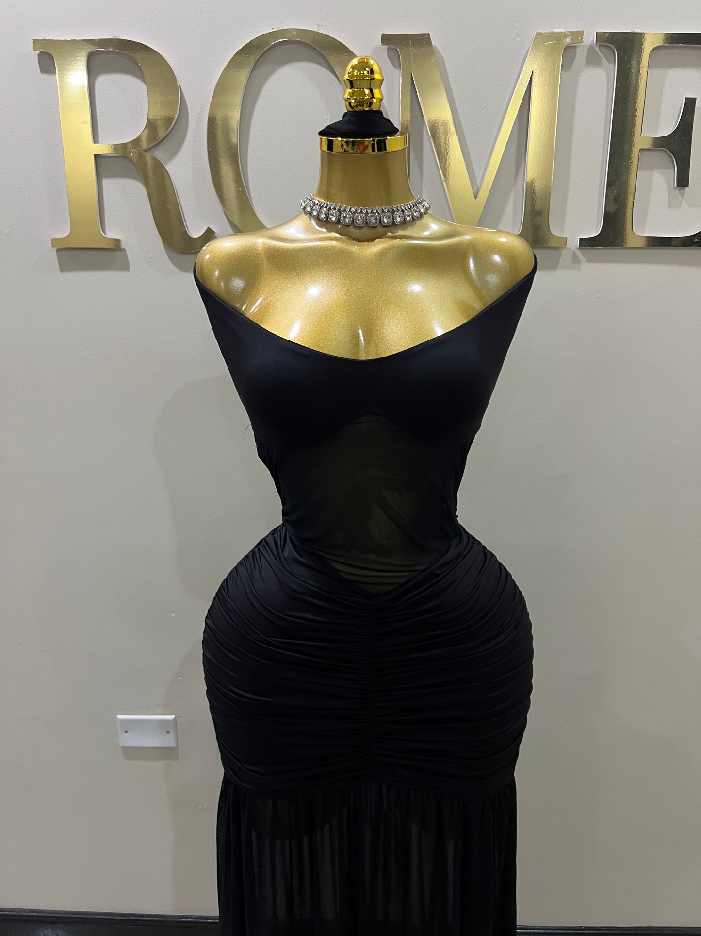 Off Shoulder Nara Split Dress with Scarf (Black)