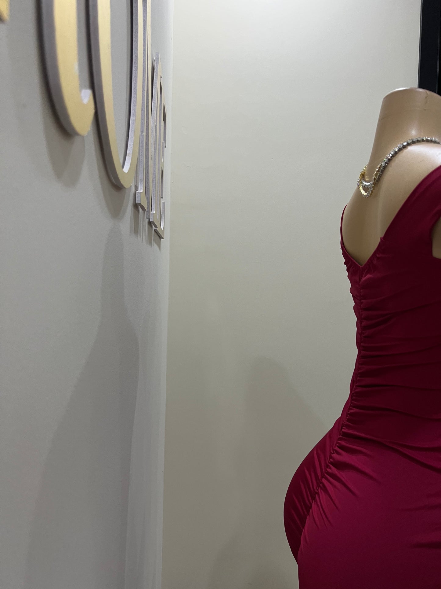 Kerry Elle Train Dress (Burgundy)