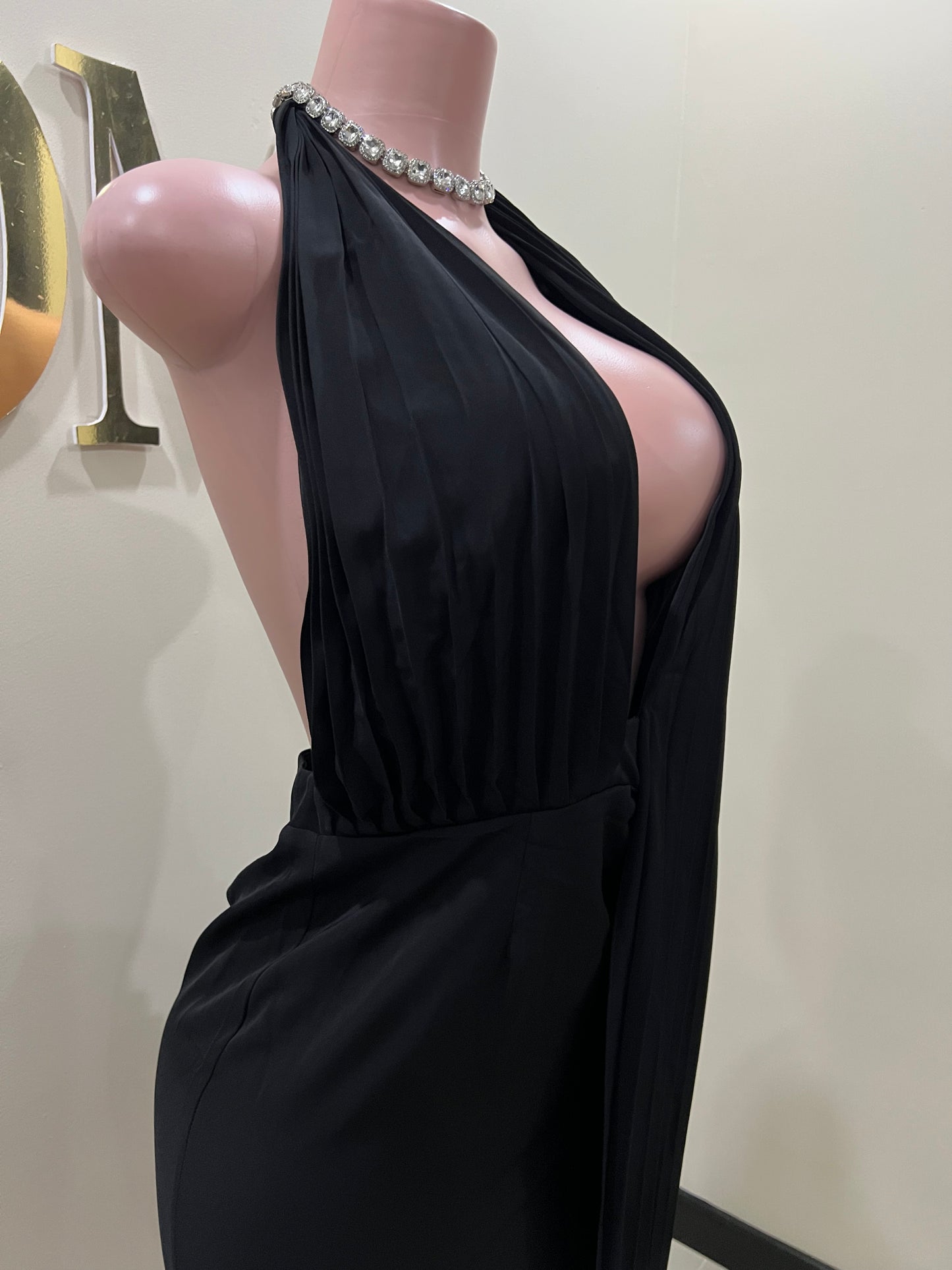 Alicia Merry Pleated Dress (Black)