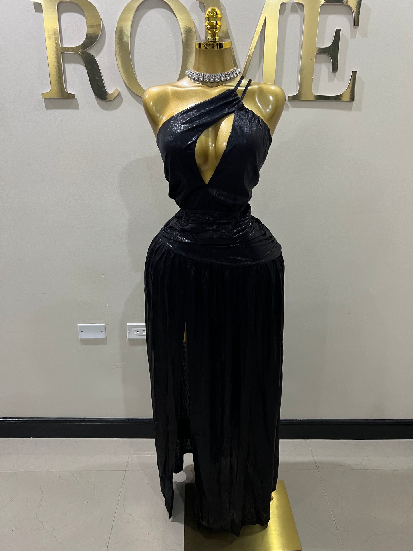 Sarah Giselle Dress (Black)