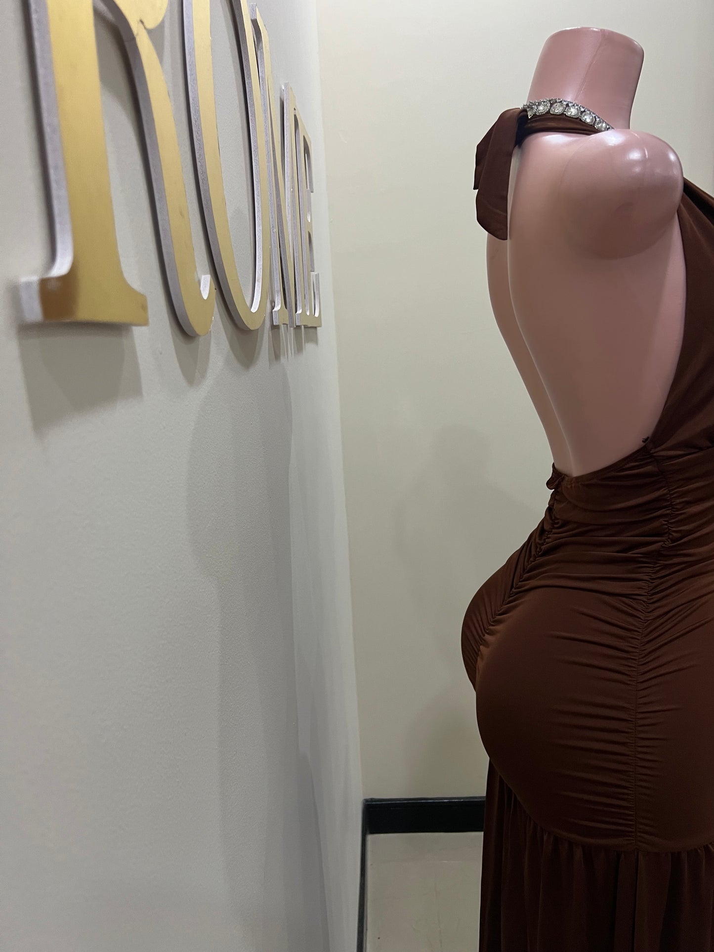 Nichelle Nara Halter Dress (Brown)