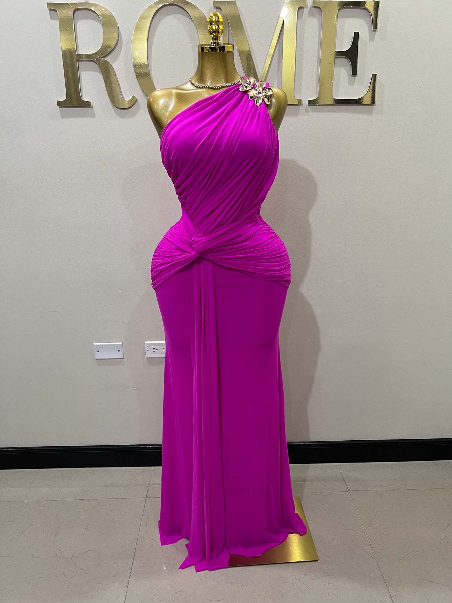 Michelle Petal Grace Dress (Bright Pink)