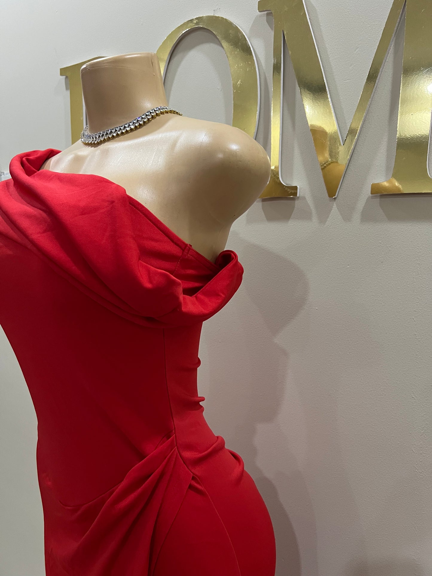 Kerry Off Shoulder Dress (Red )