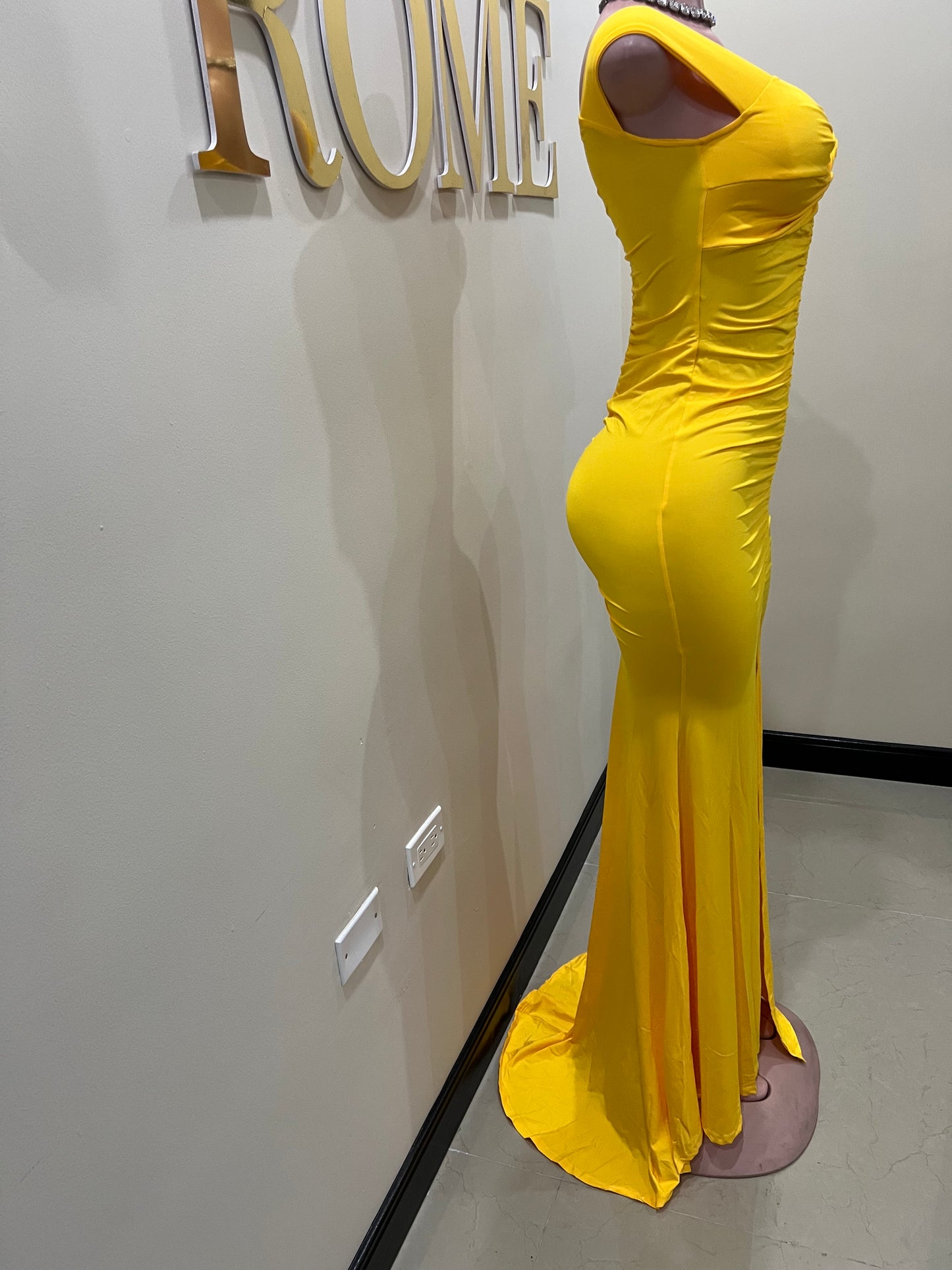 Kerry Elle Train Dress (Yellow)