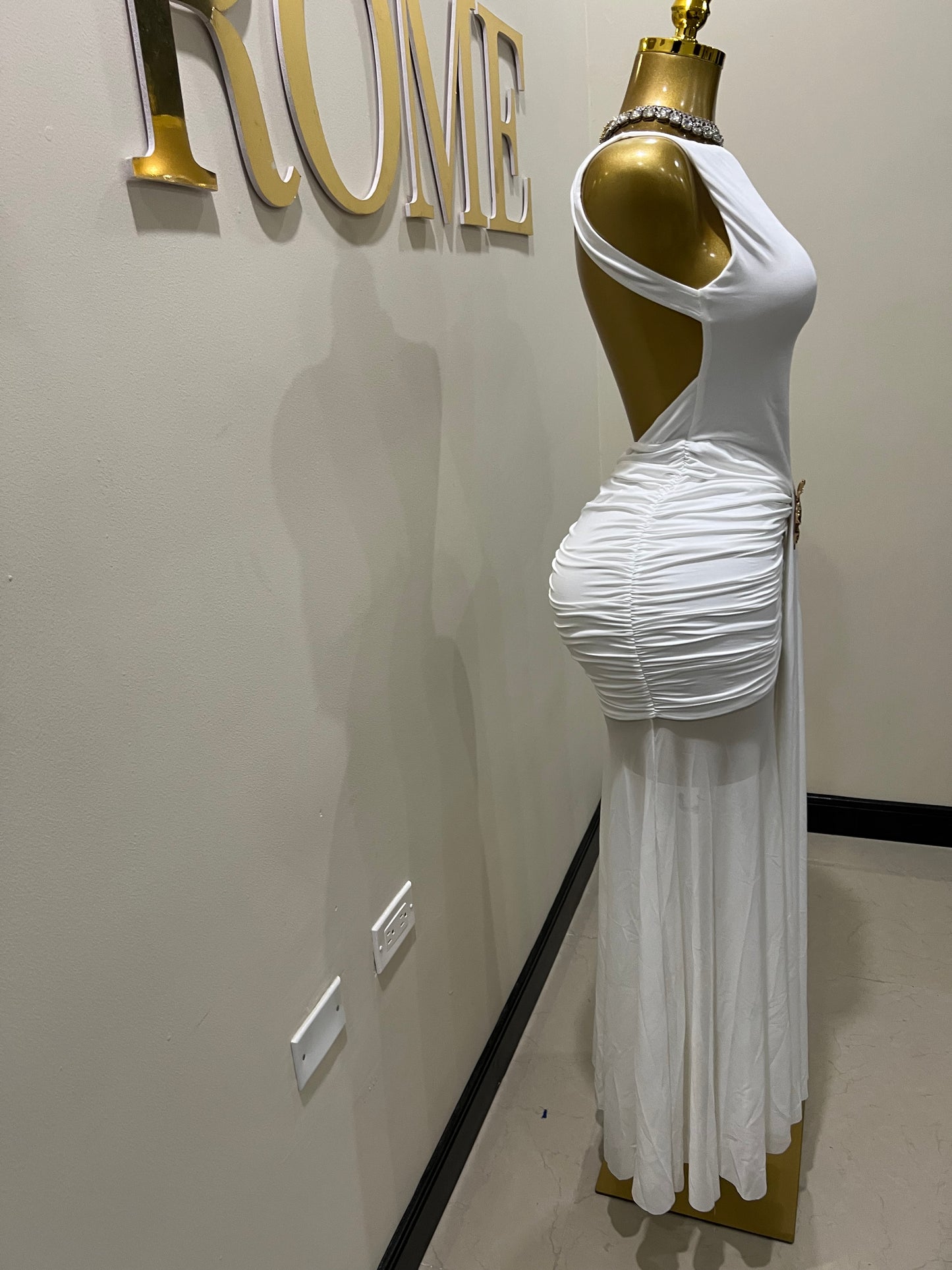 Nara Backless Petal Dress (White)