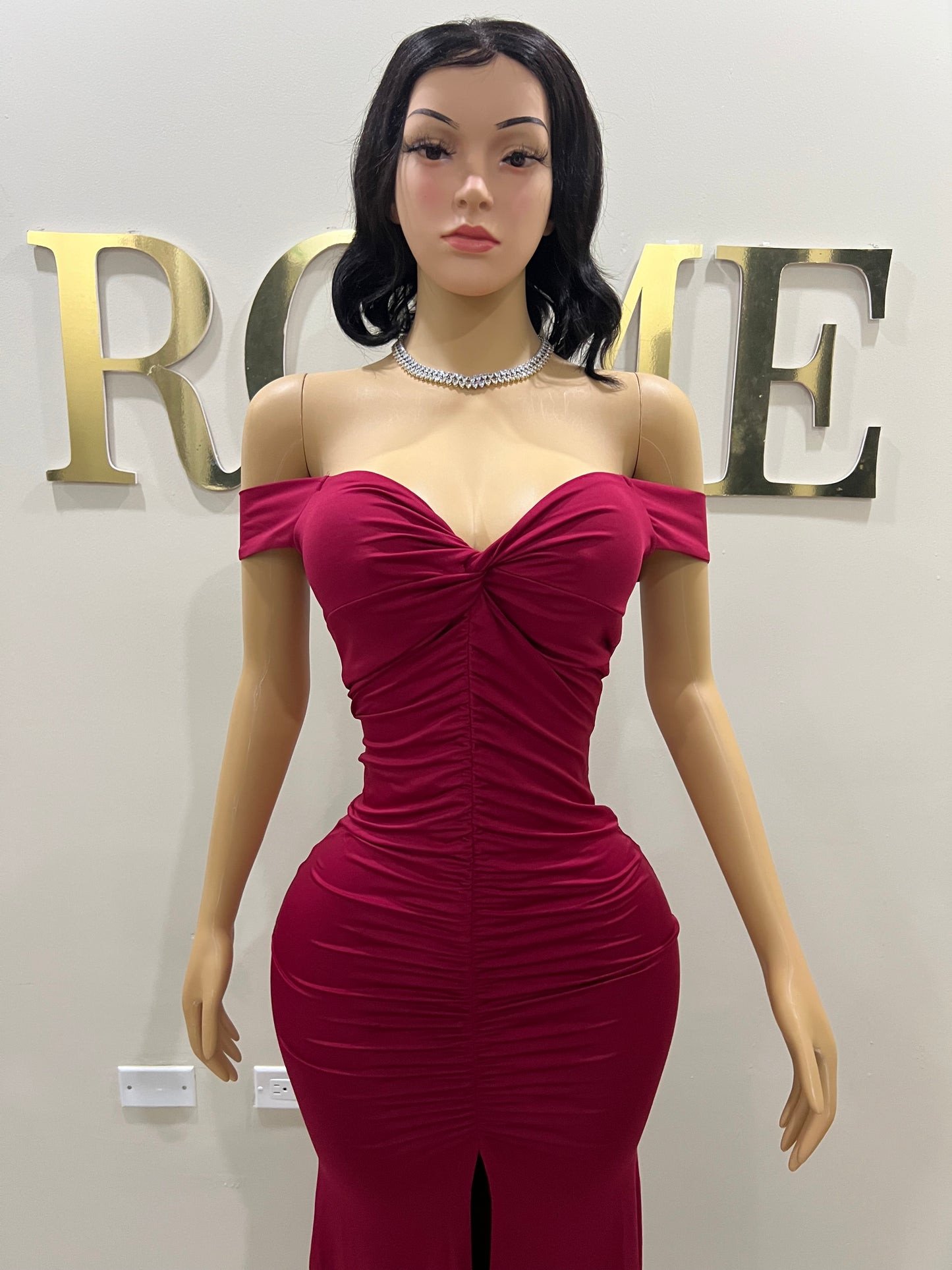 Kerry Elle Train Dress (Burgundy)