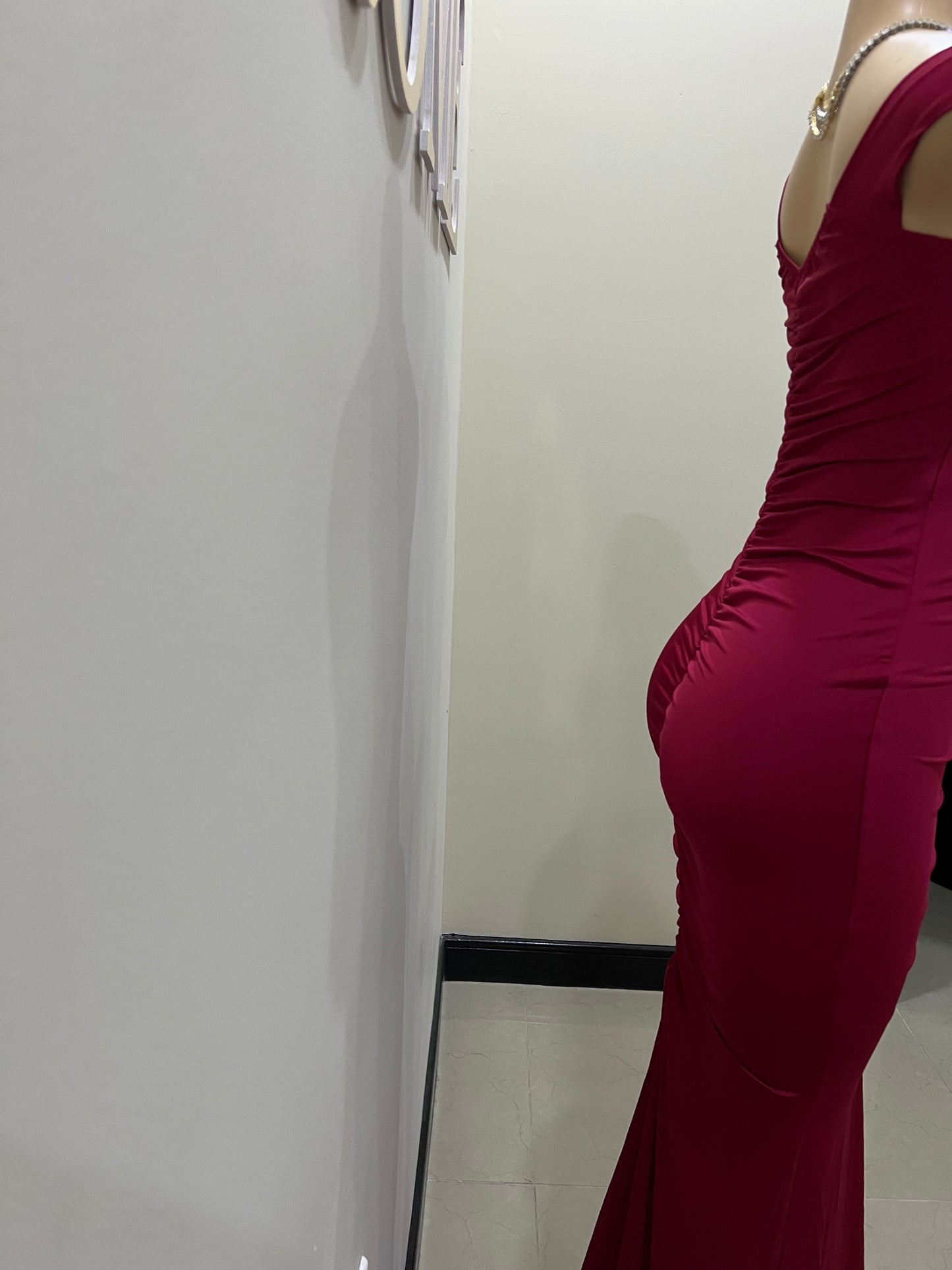 Kerry Elle Train Dress (Burgundy)