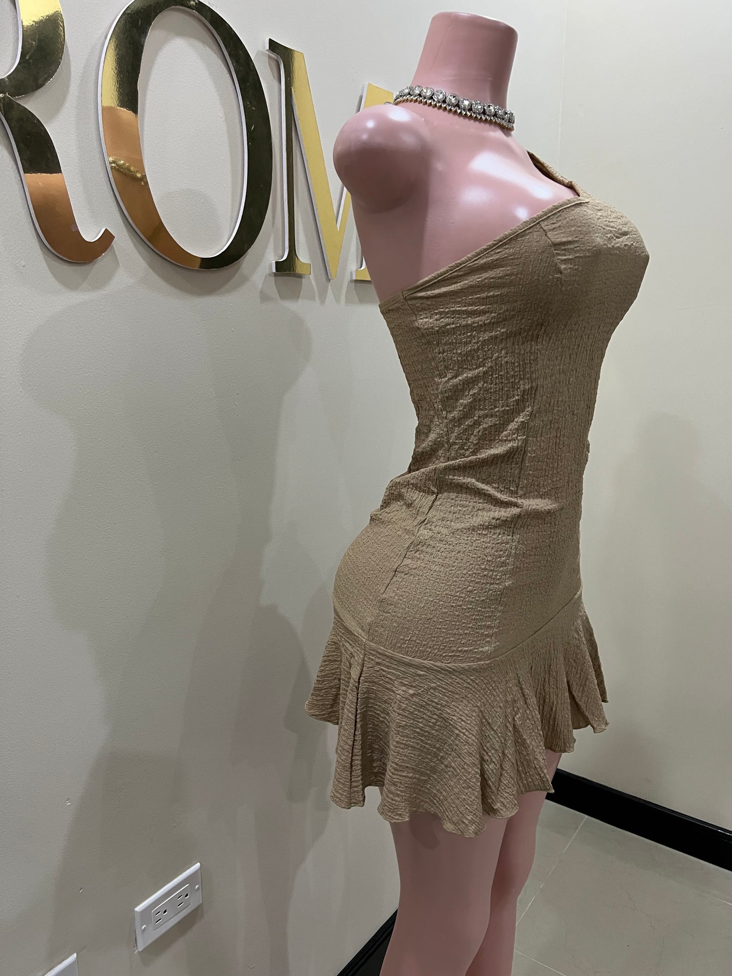 Beth Peony Dress (Brown)