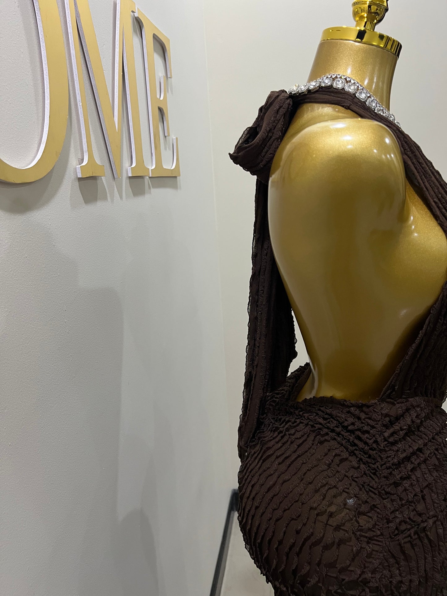 Lily Nara Halter Dress (Dark Brown)