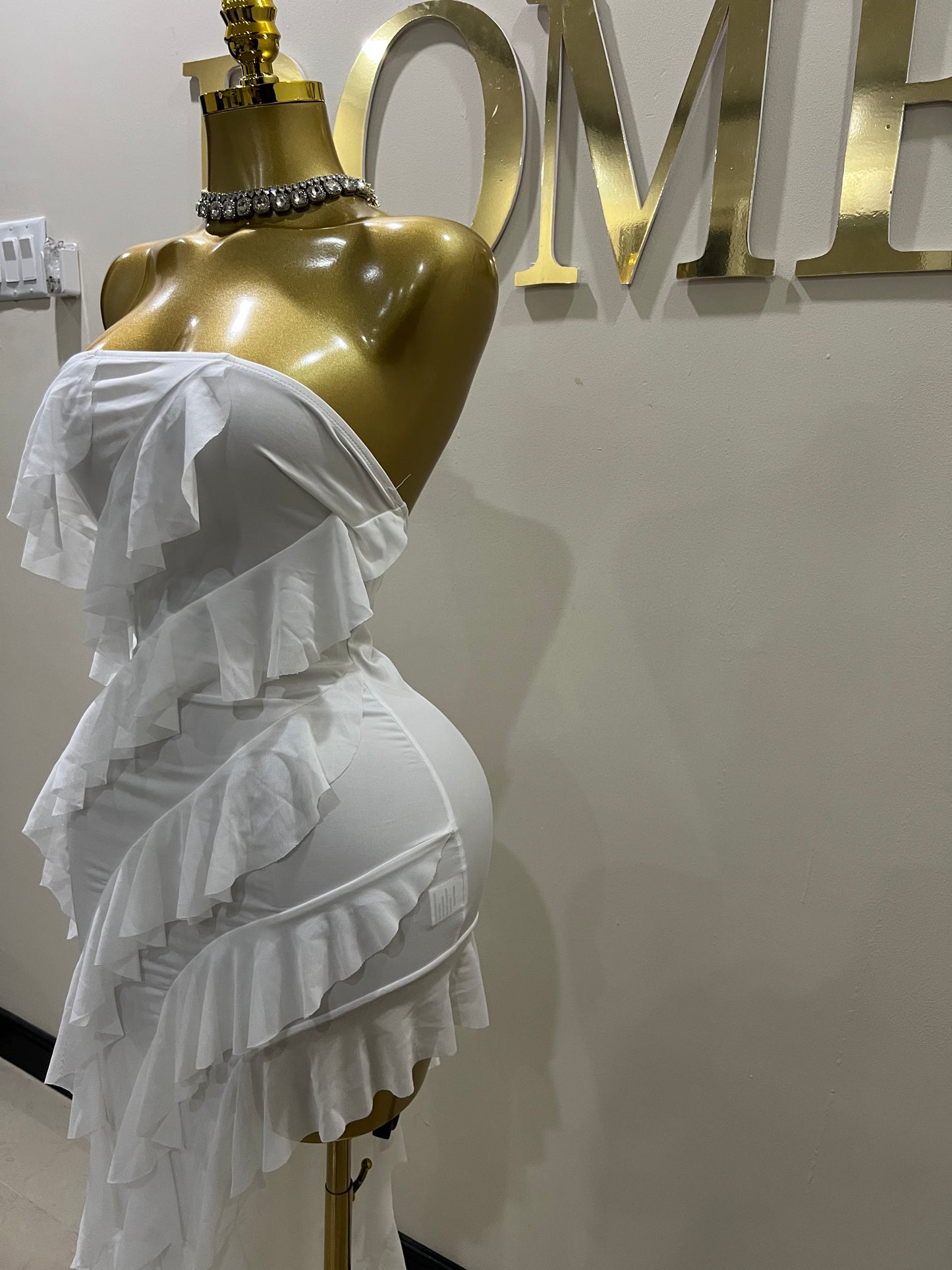 Chelsea Ruffle Dress (White)