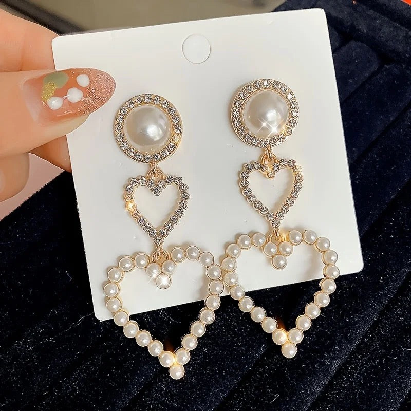 Pearl Heart Drop Earrings (Gold)