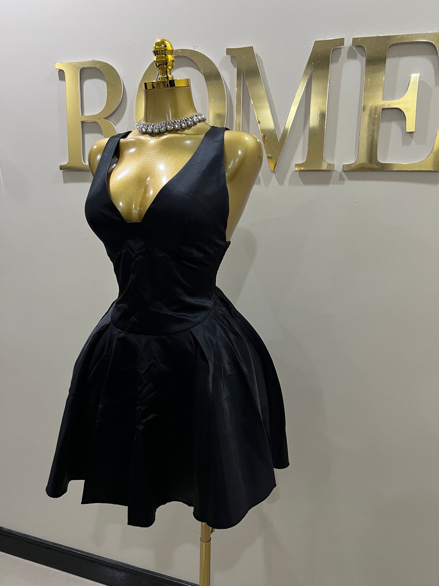 Tara Diana Dress (Black)