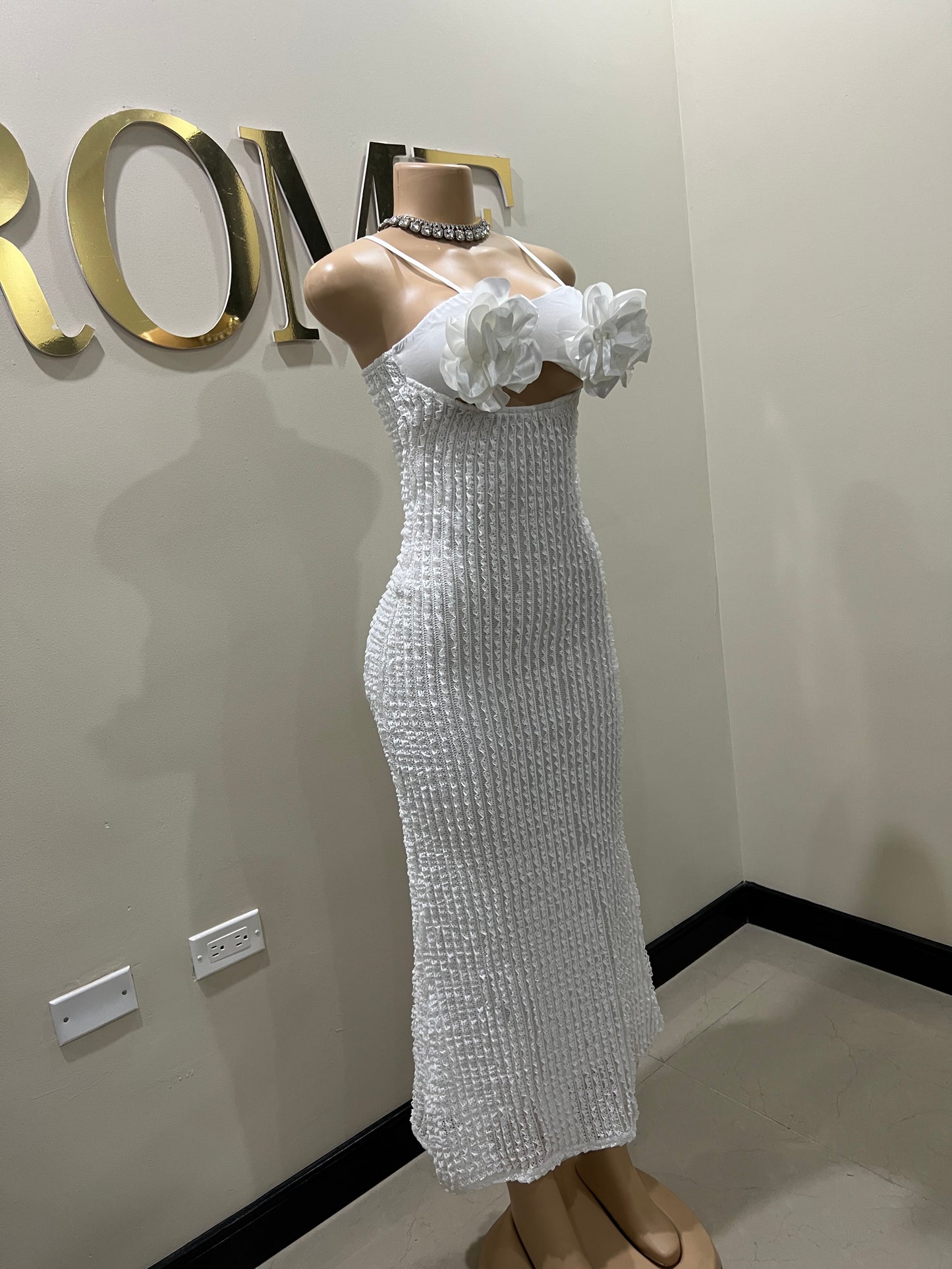 Mila Flower Dress (White)