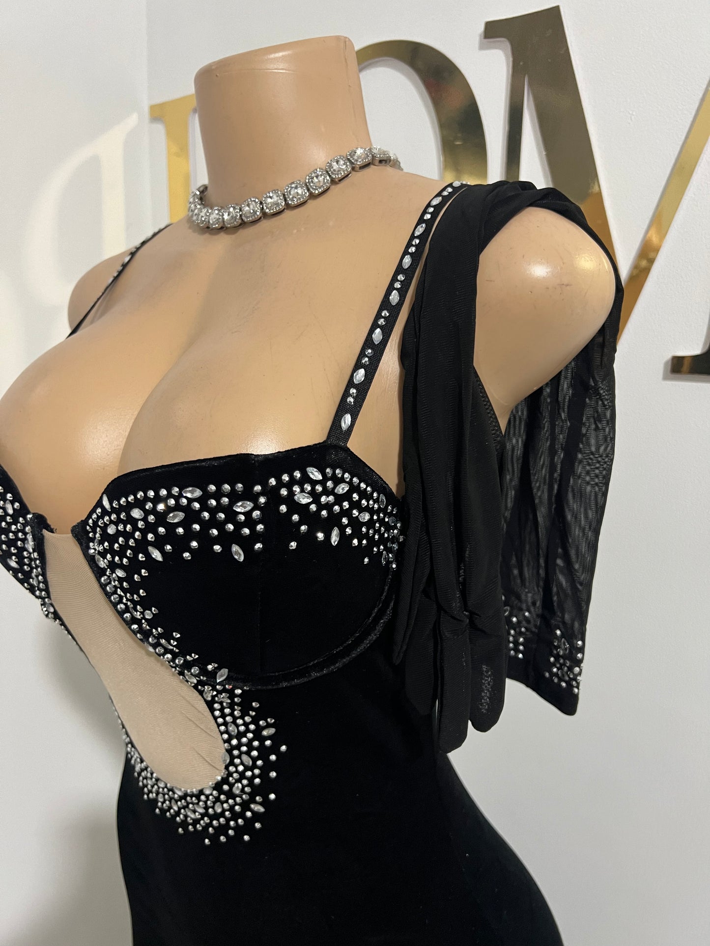 Beth Crystal Dress with Gloves (Black)