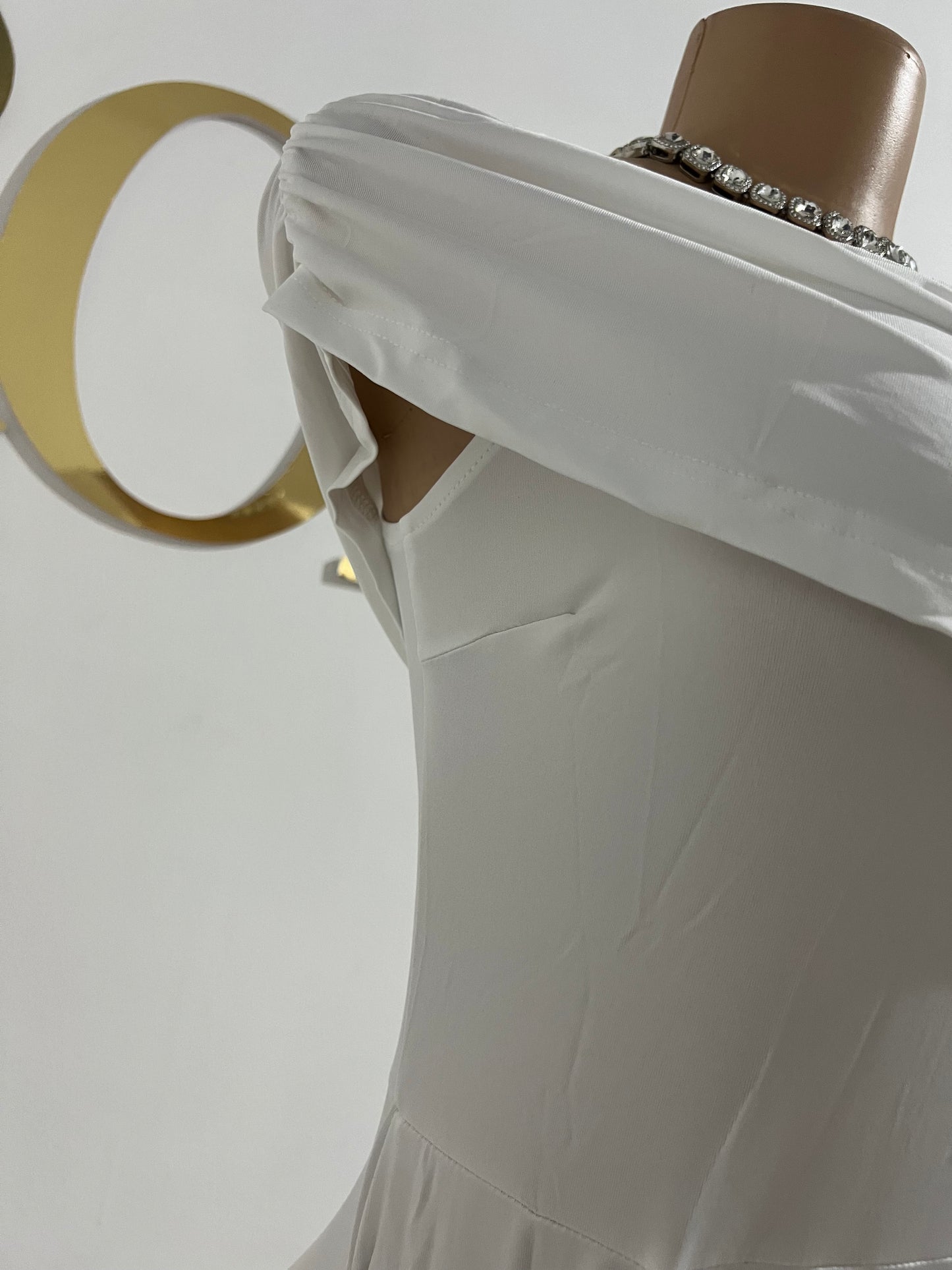 Kerry One Shoulder Vibe Dress (White)