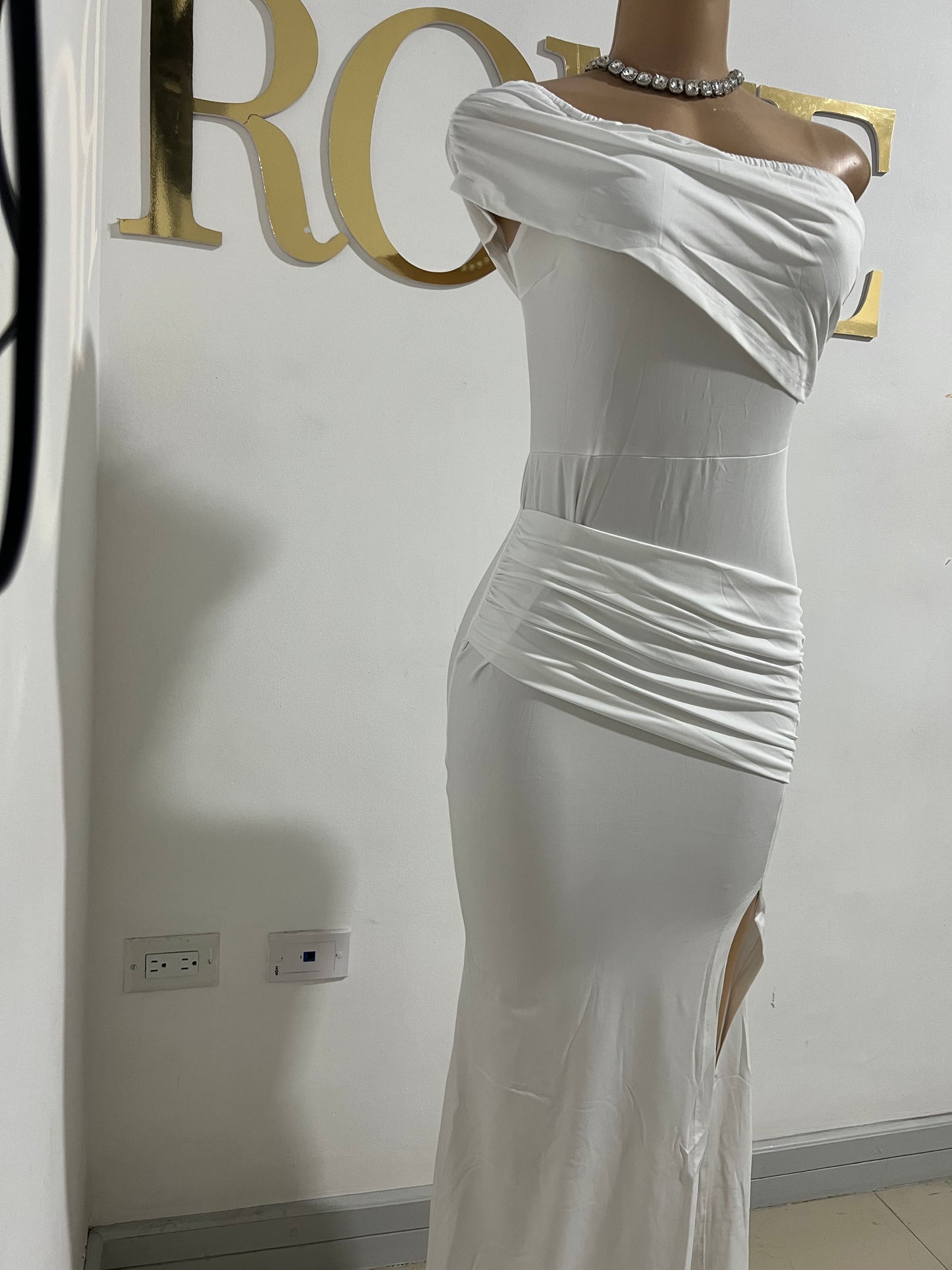 Kerry One Shoulder Vibe Dress (White)