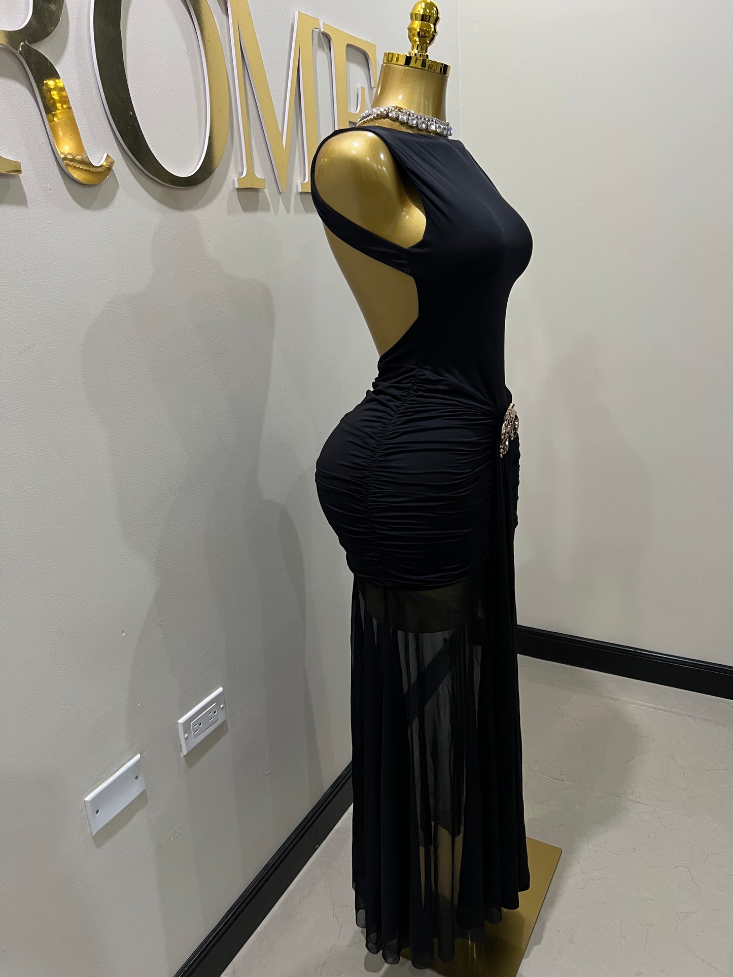 Nara Backless Petal Dress (Black)