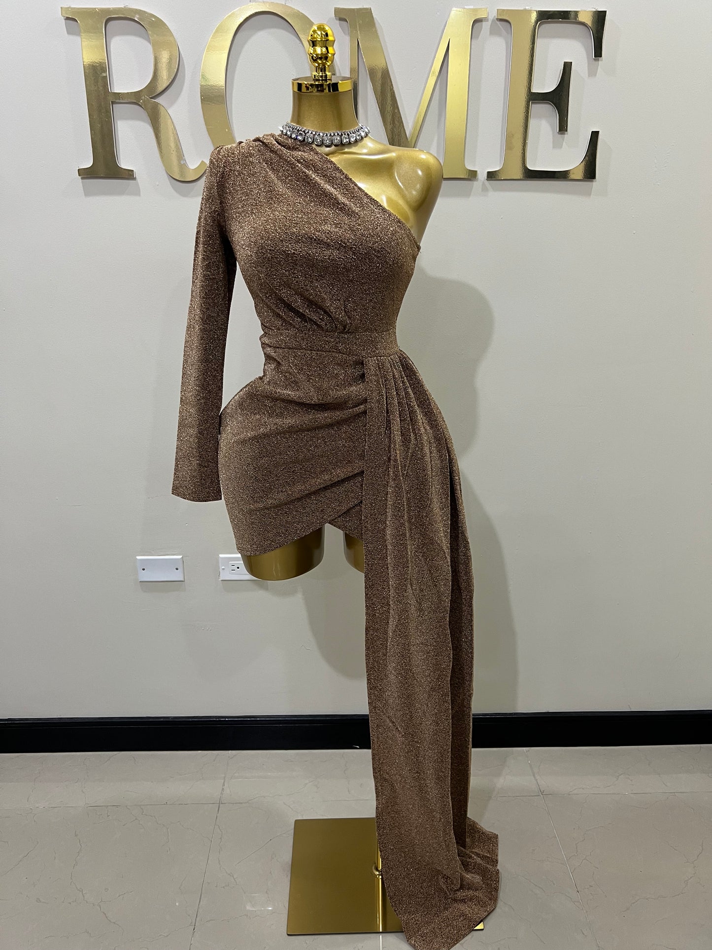 Allegra Elegant Short Dress (Brown)