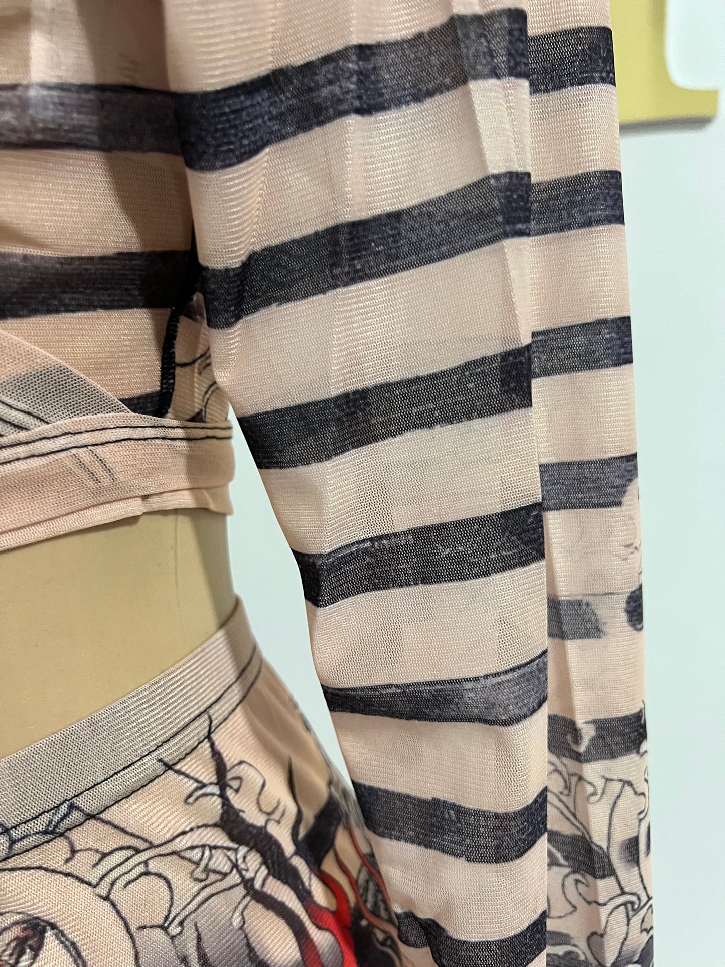 Ming 2 pcs Sheer Dragon Tights Set (Light)