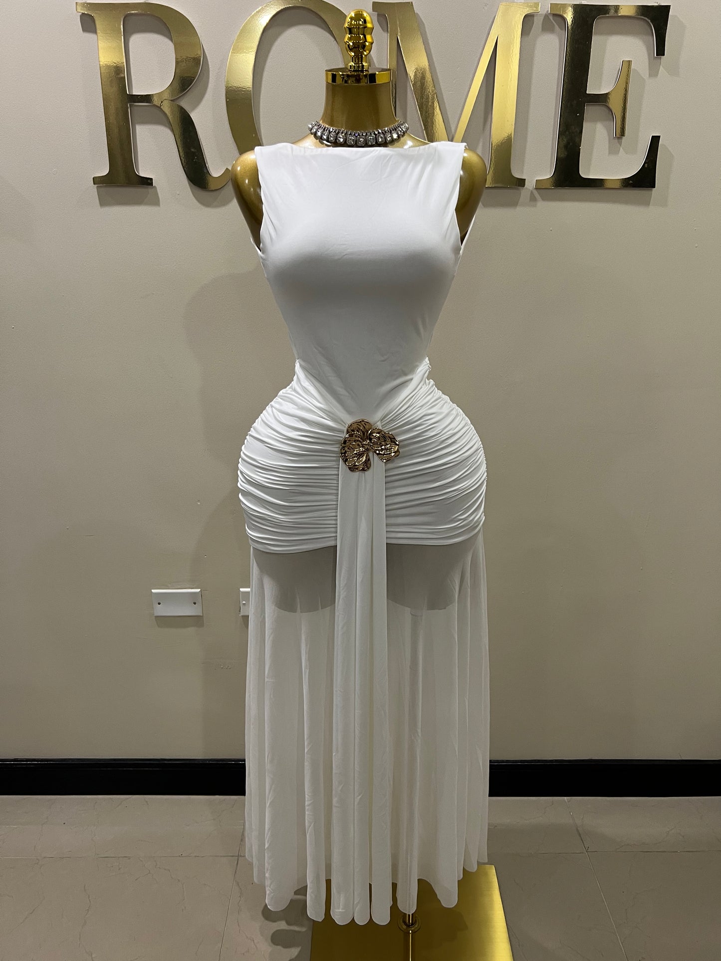 Nara Backless Petal Dress (White)
