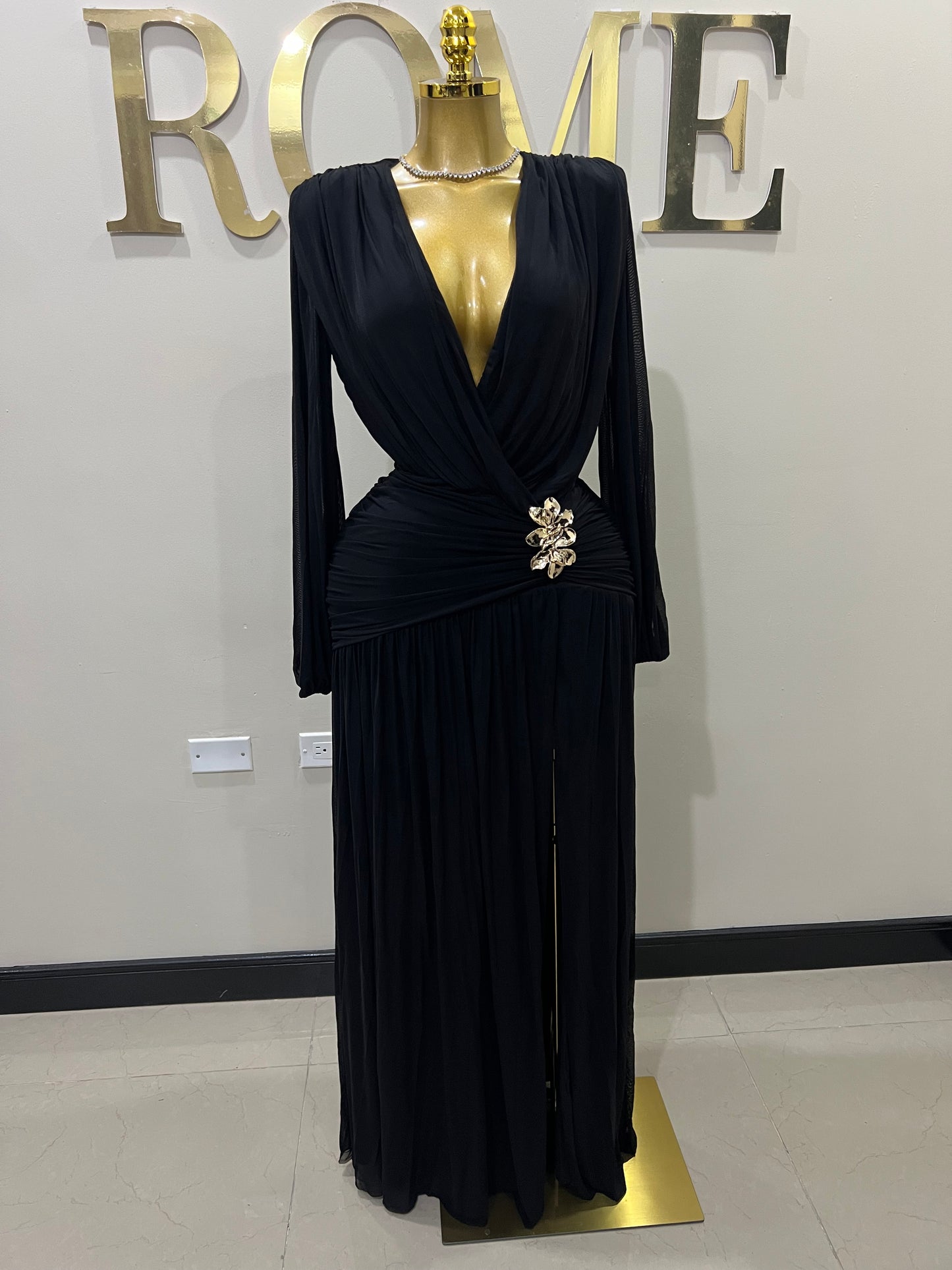 Michelle Valor Dress (Black)