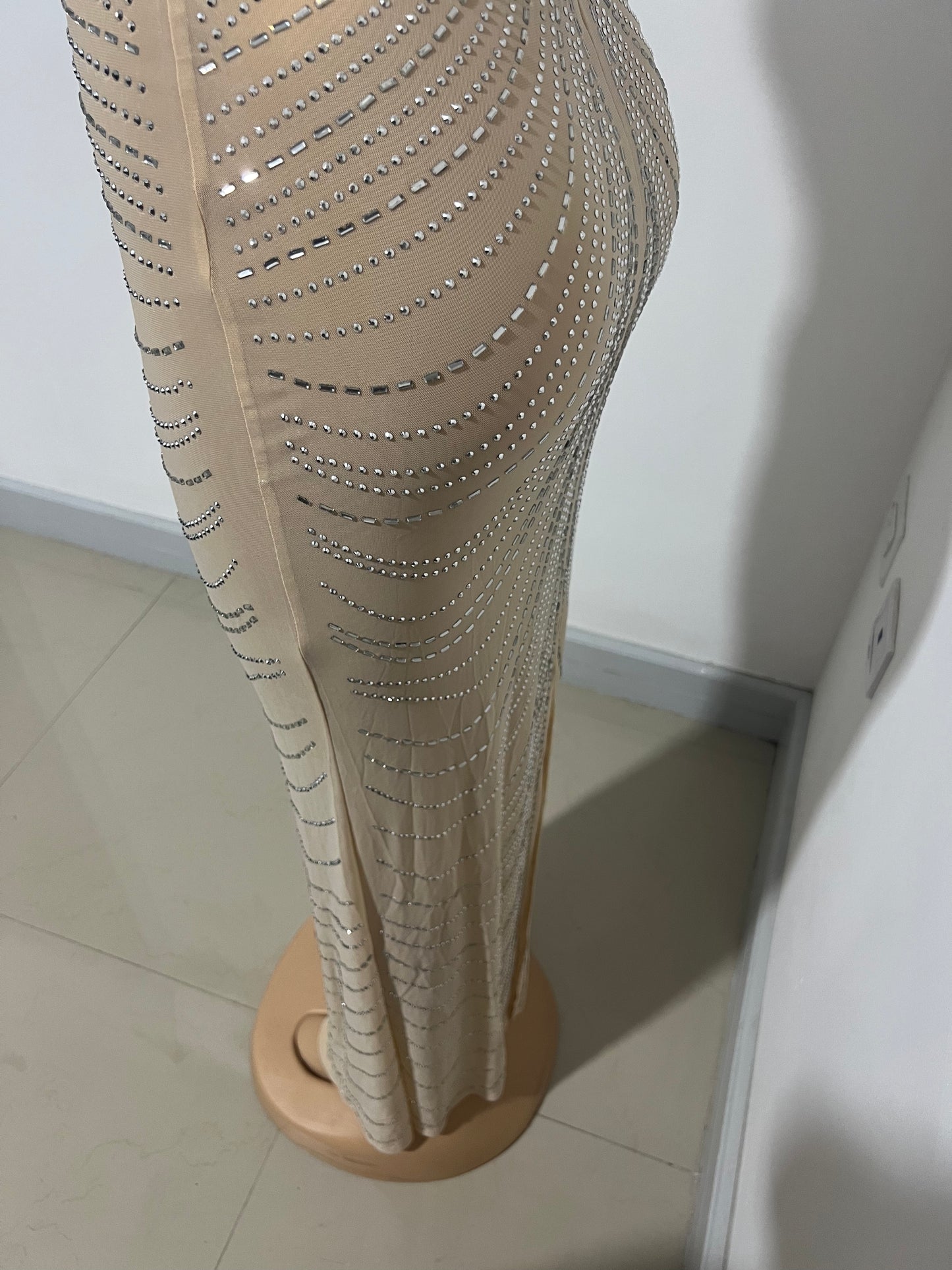 Gianna Medusa Dress (Nude)