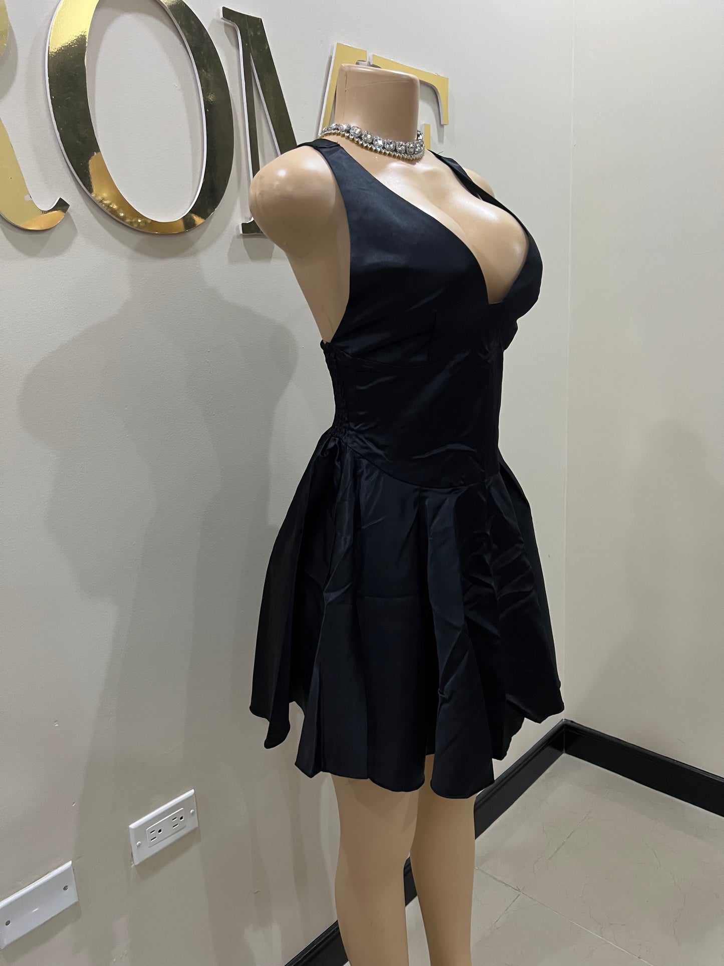 Tara Diana Dress (Black)