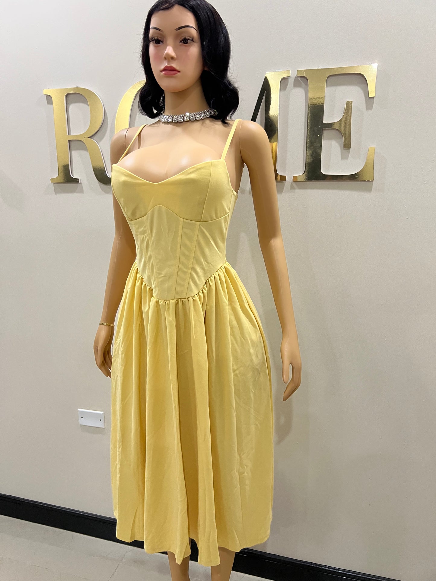 Daisy Diana Dress (Pale Yellow)