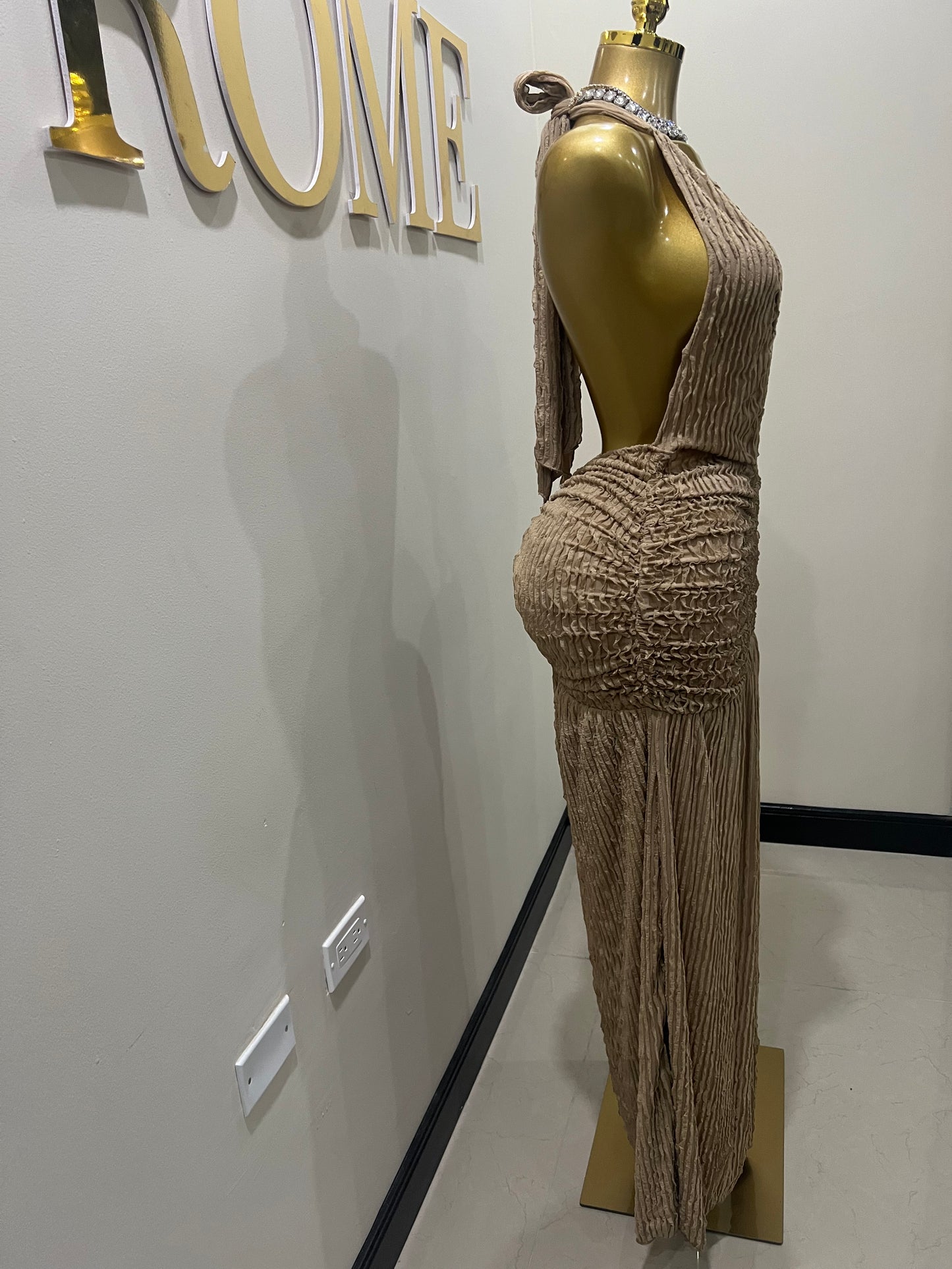 Lily Nara Halter Dress (Brown)