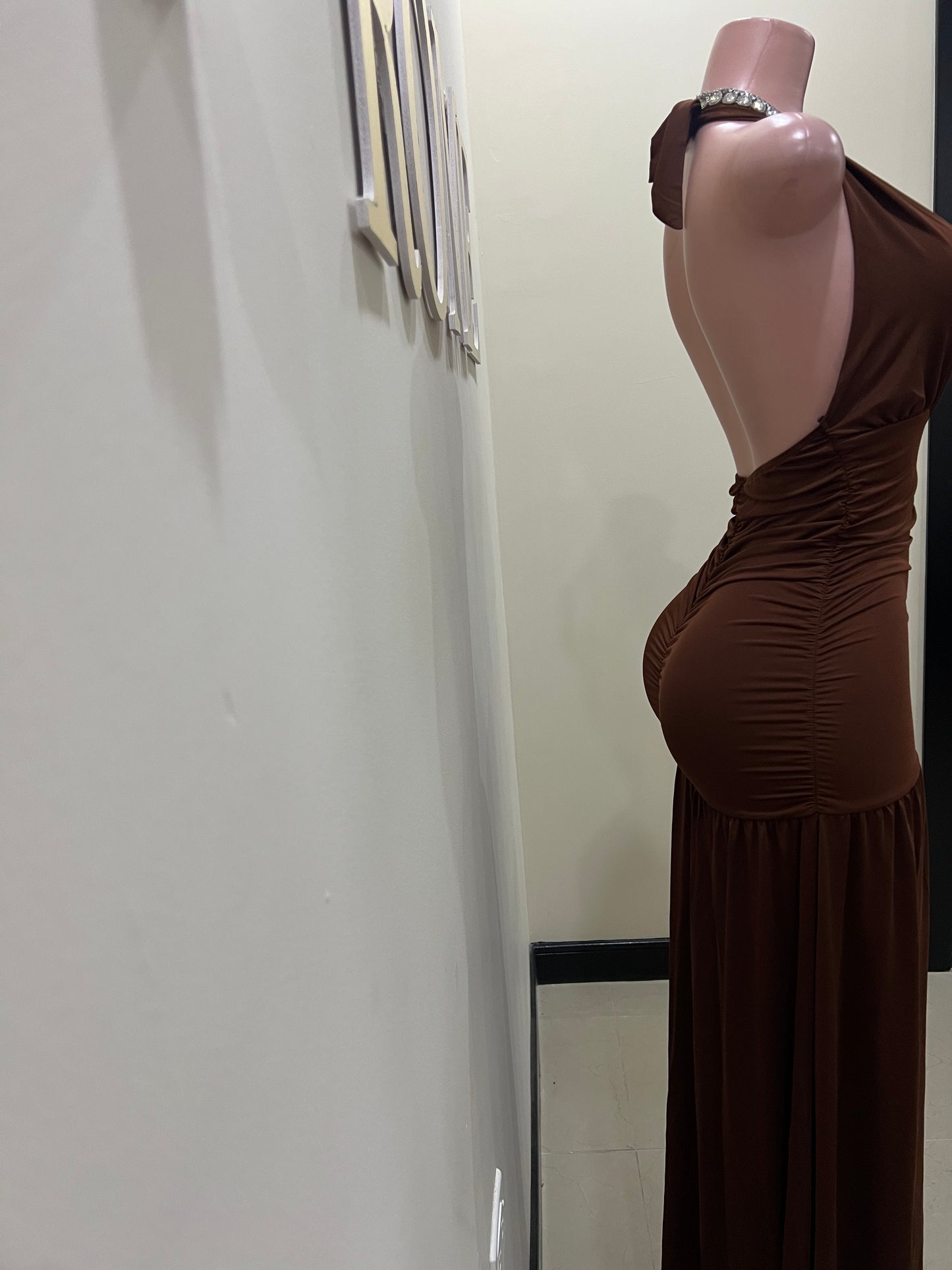 Nichelle Nara Halter Dress (Brown)