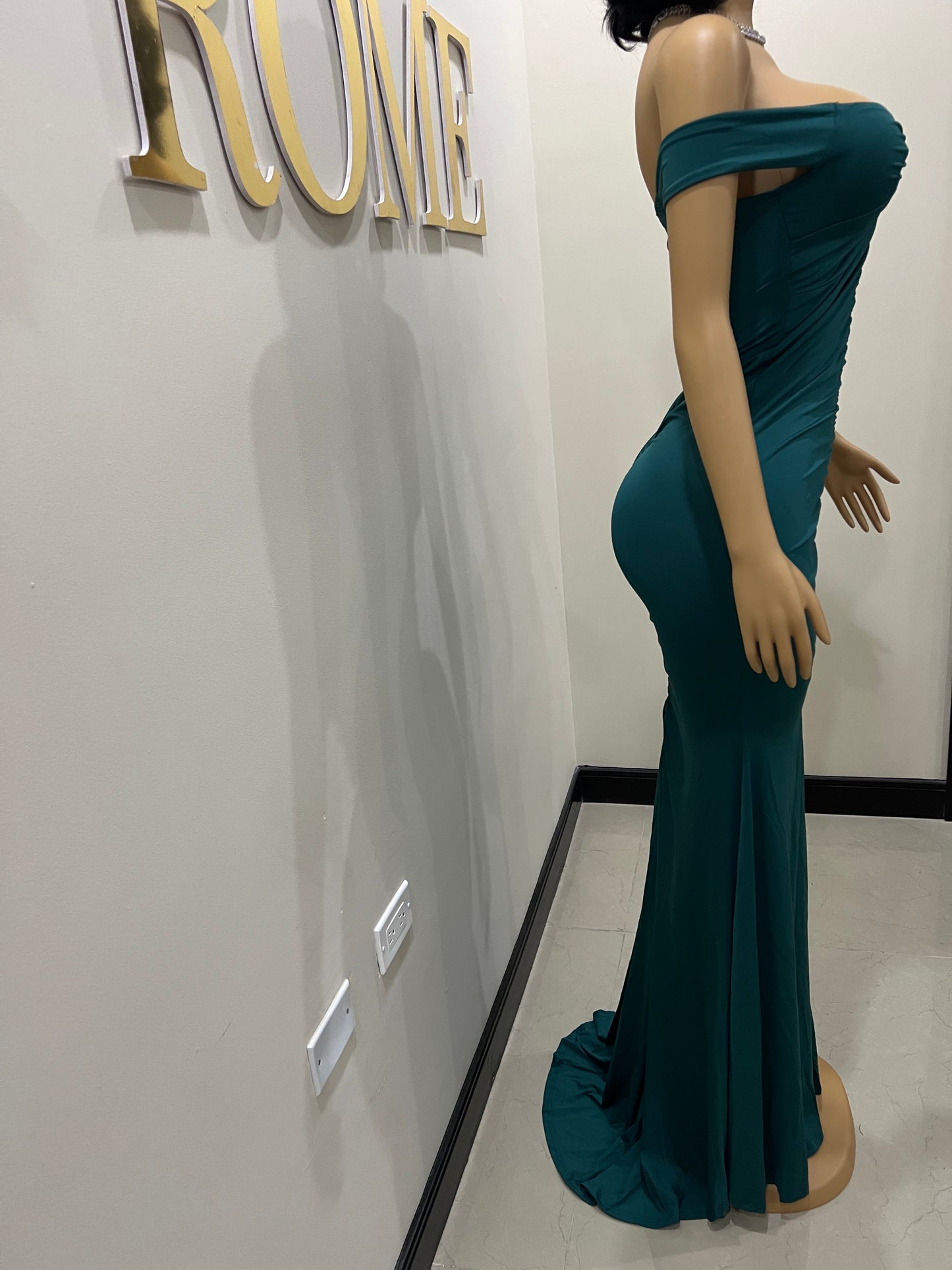 Kerry Elle Train Dress (Green)