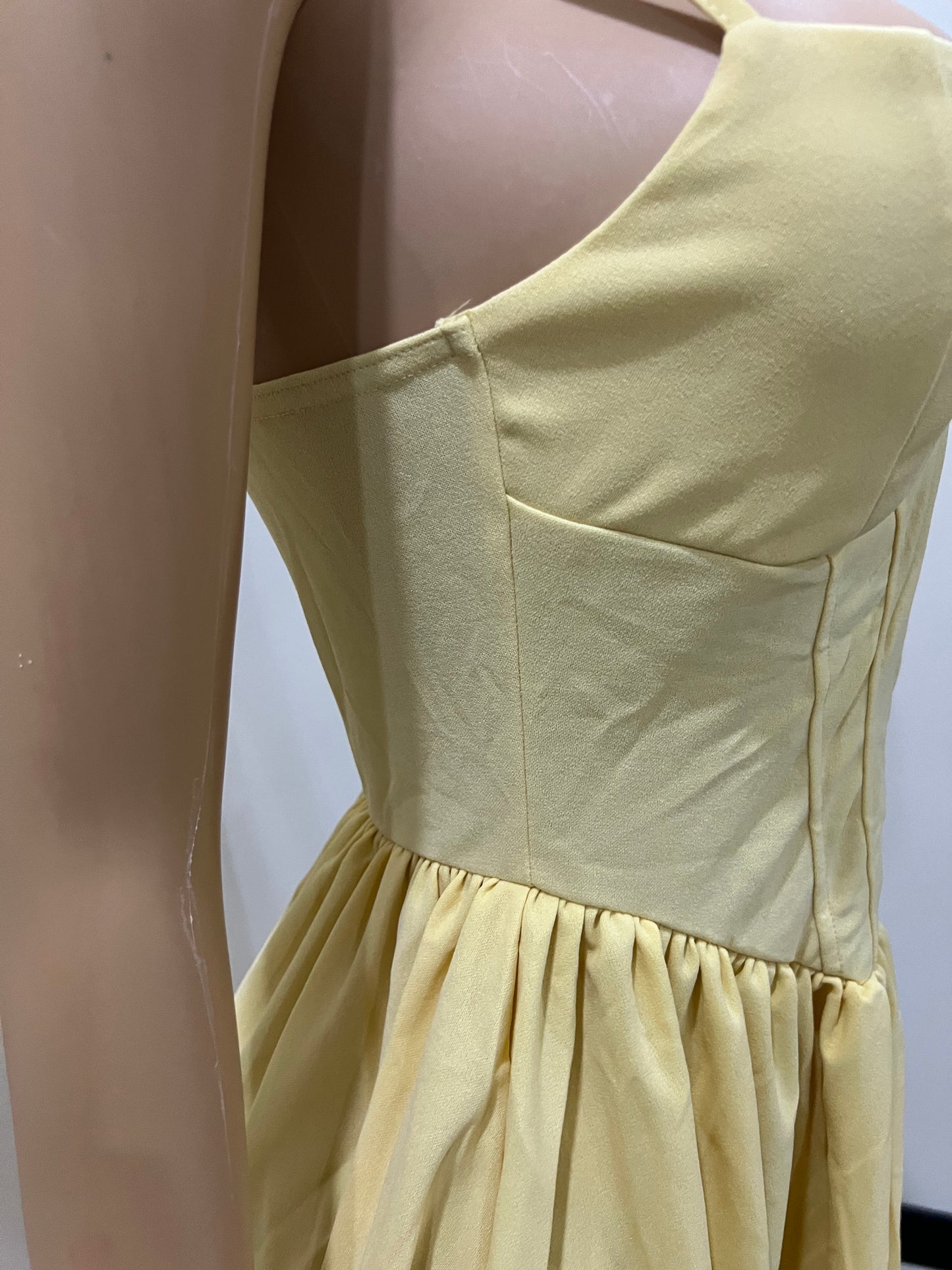 Daisy Diana Dress (Pale Yellow)