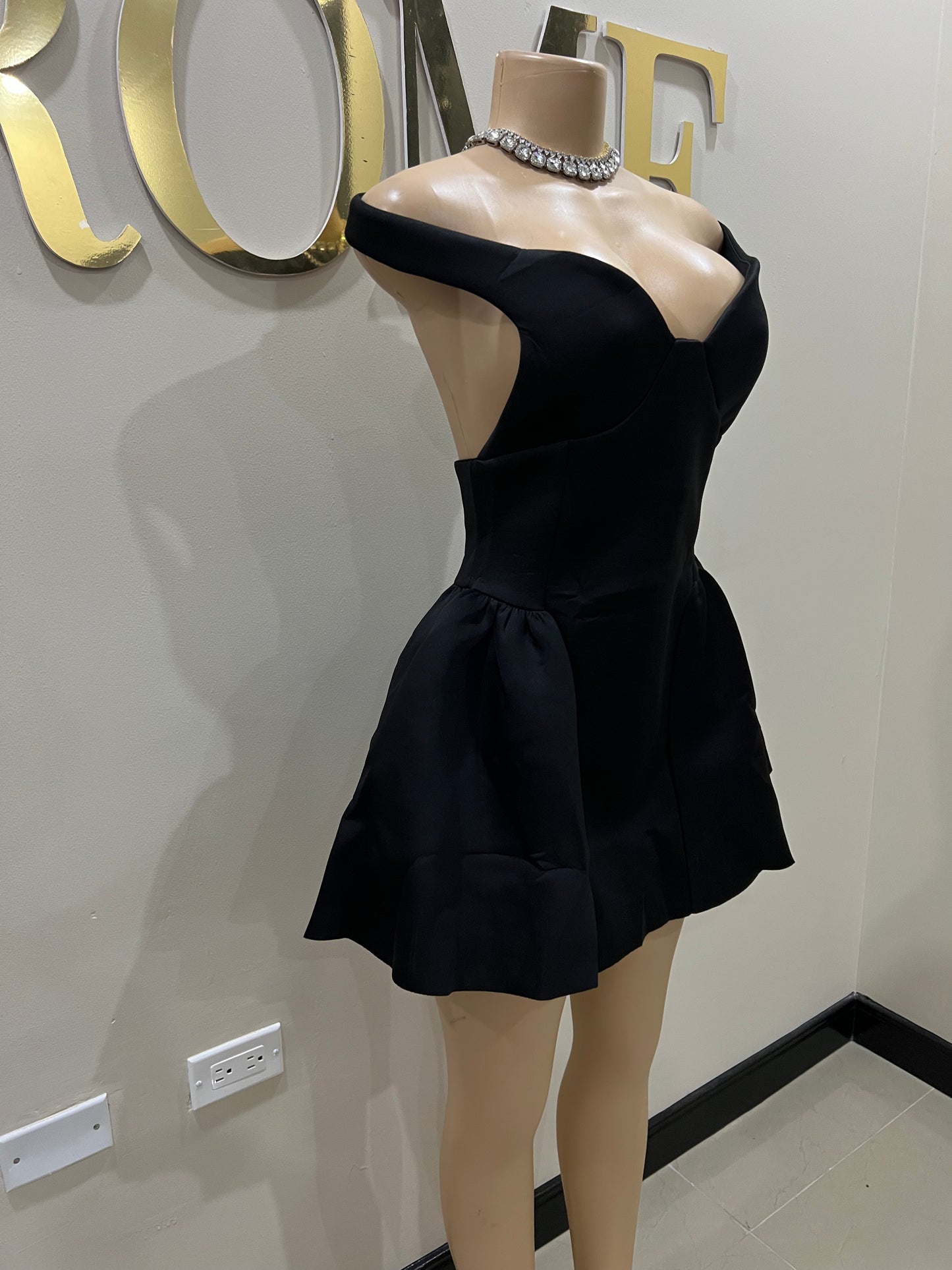 Francesca Diana Dress (Black)