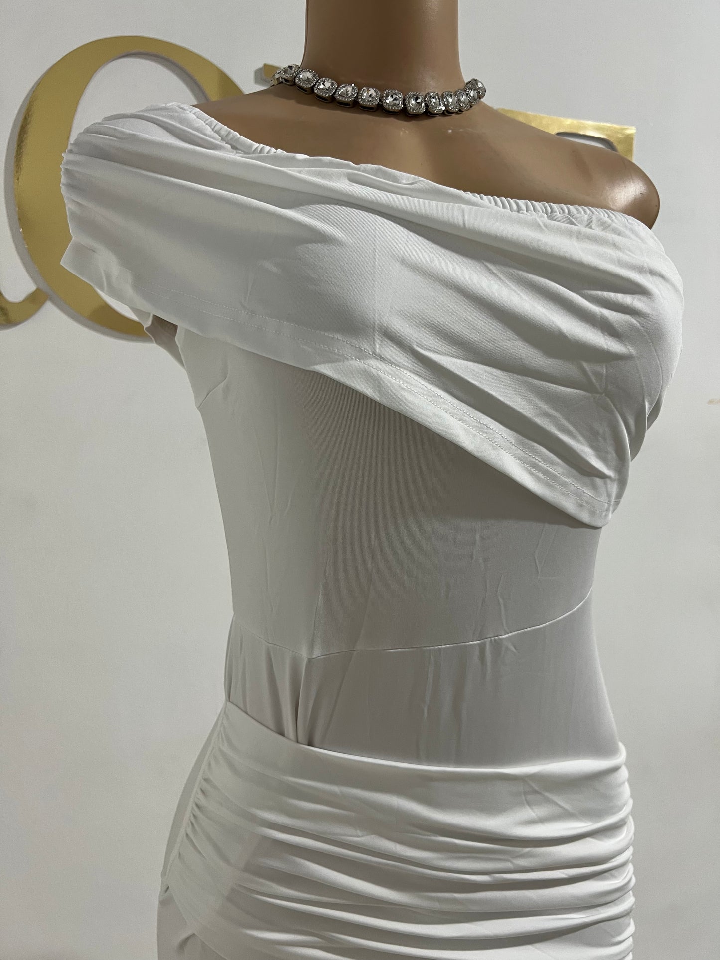 Kerry One Shoulder Vibe Dress (White)