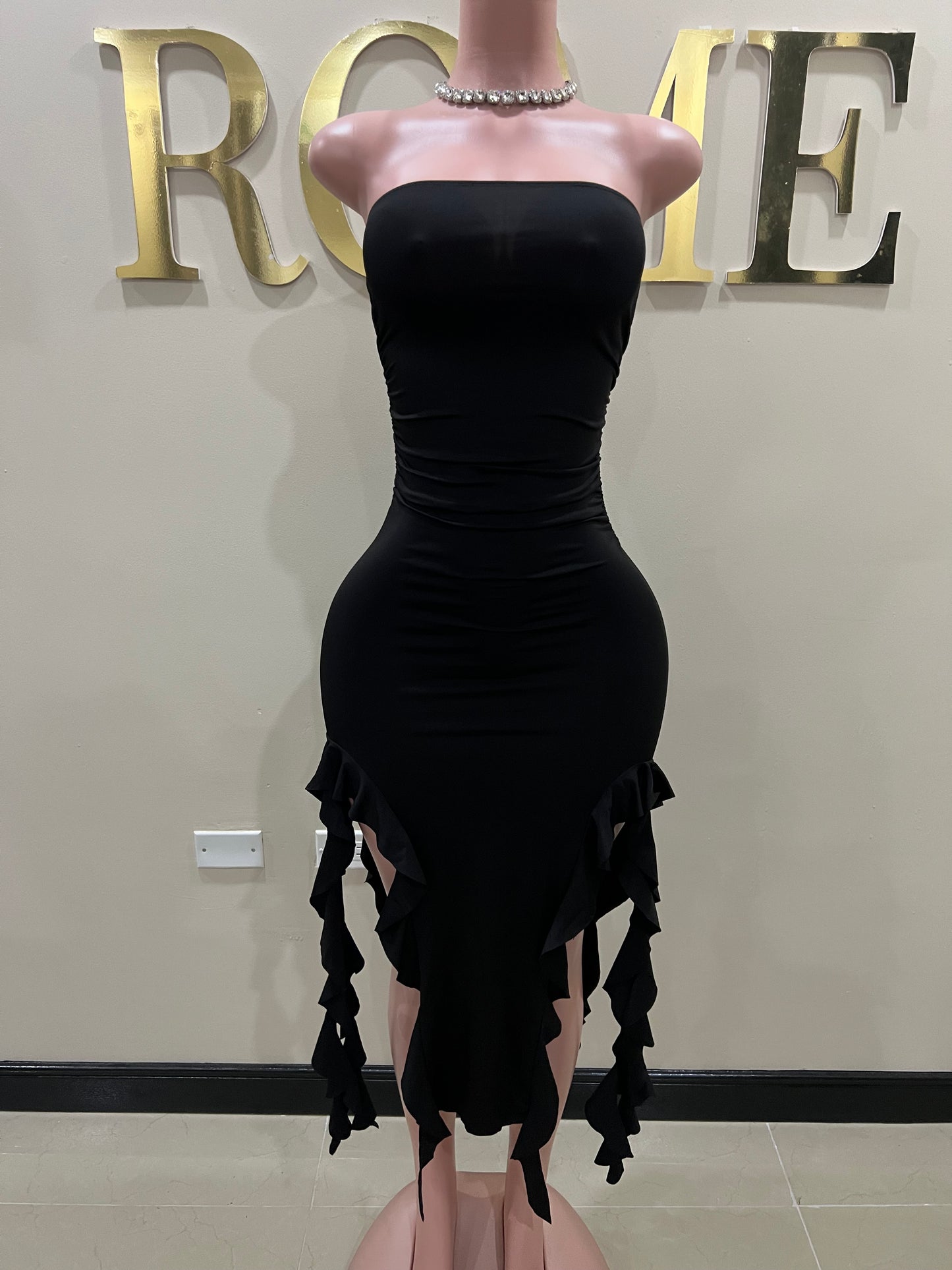 Nia Ruffle Dress (Black)