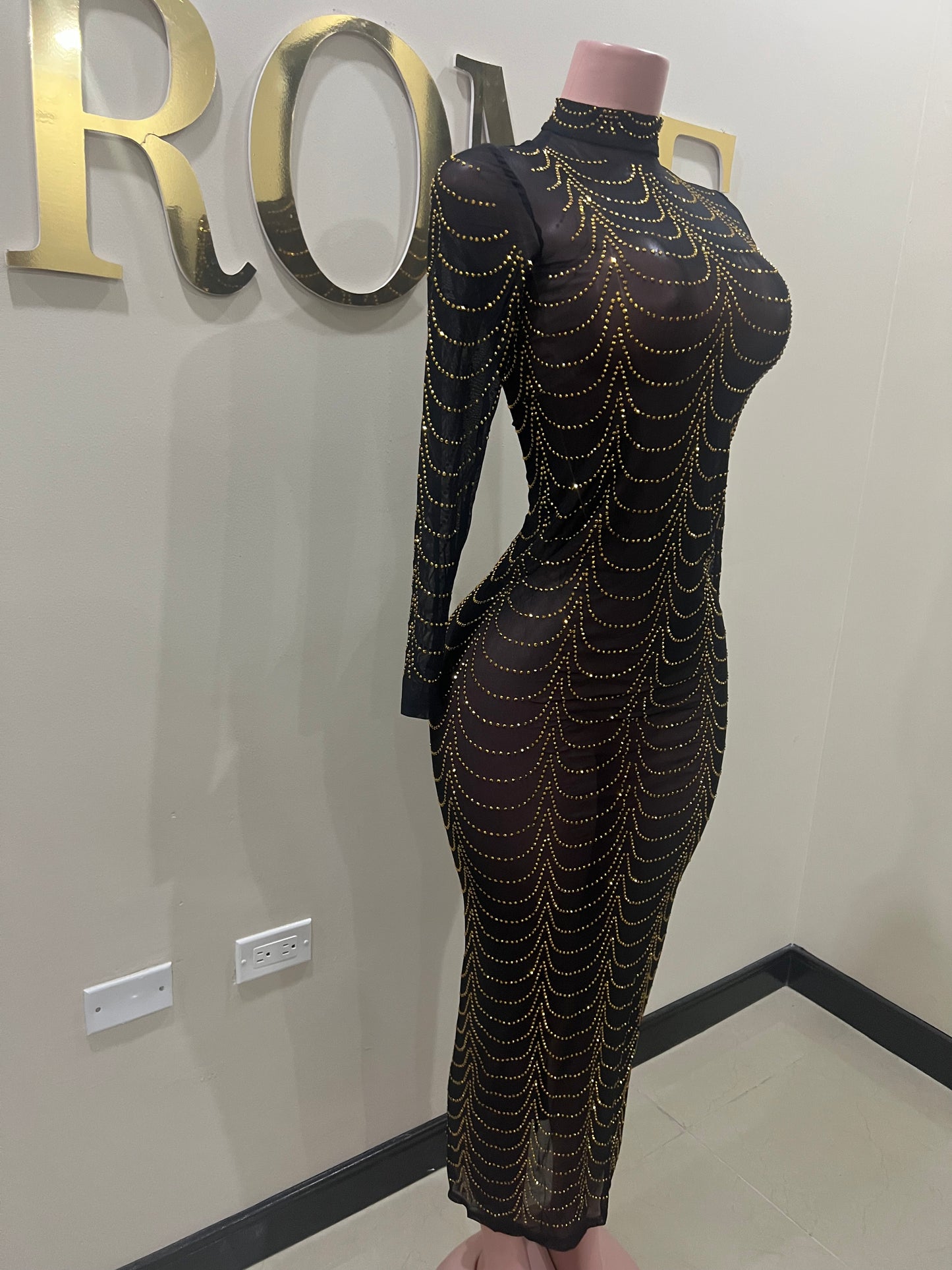 Ariana Grand Dress (Black & Gold)