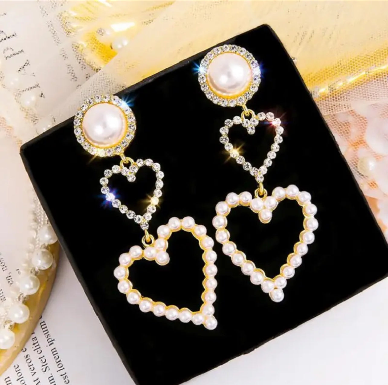 Pearl Heart Drop Earrings (Gold)