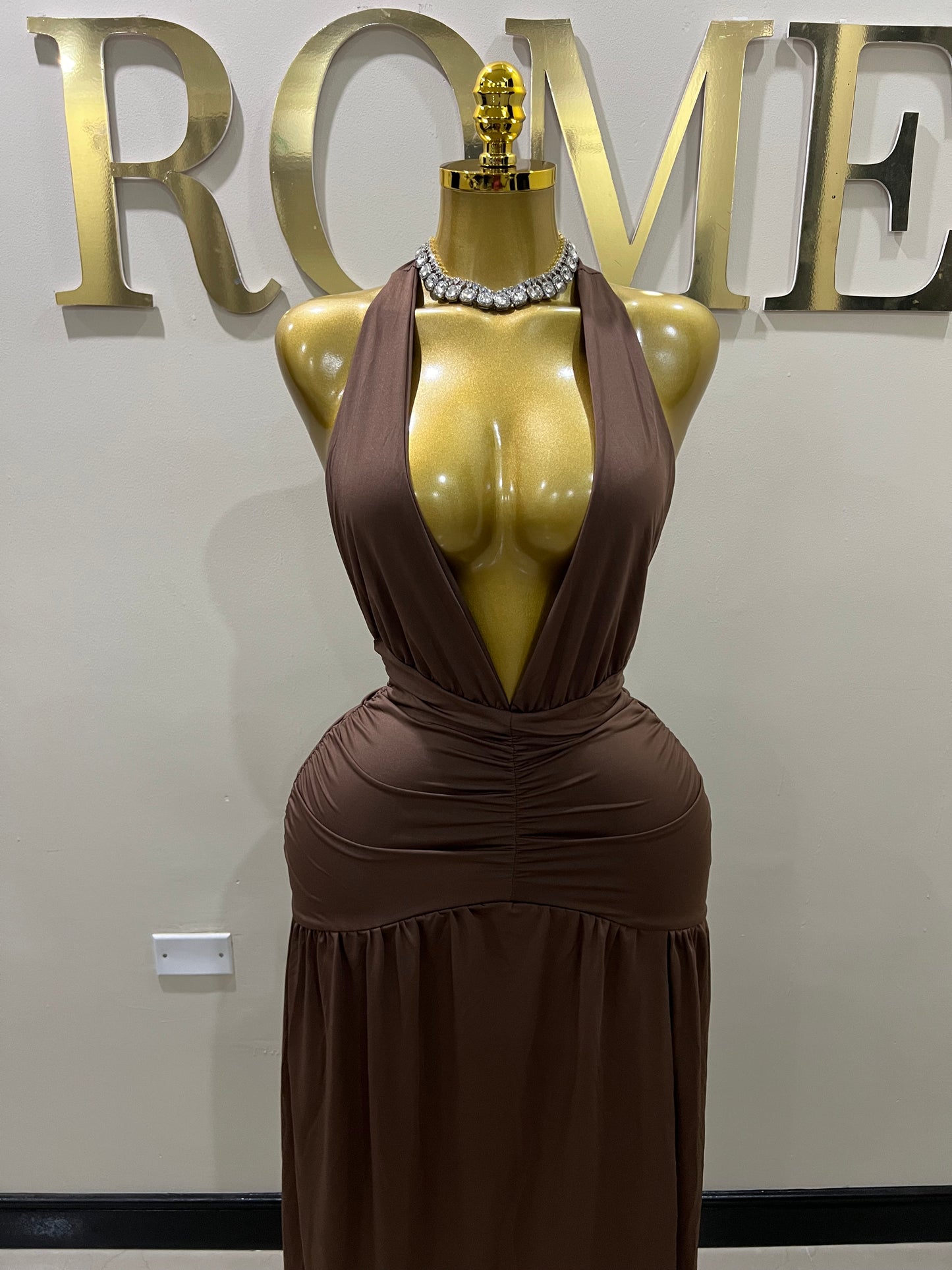 Nichelle Vibe Nara Halter Dress (Brown)