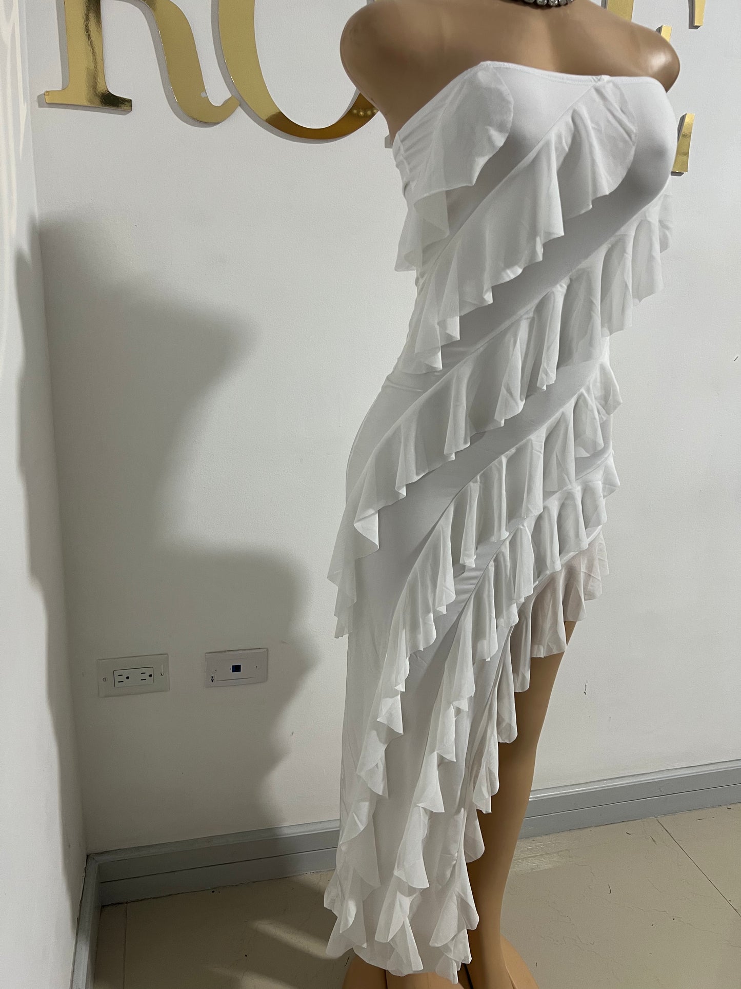 Chelsea Ruffle Dress (White)