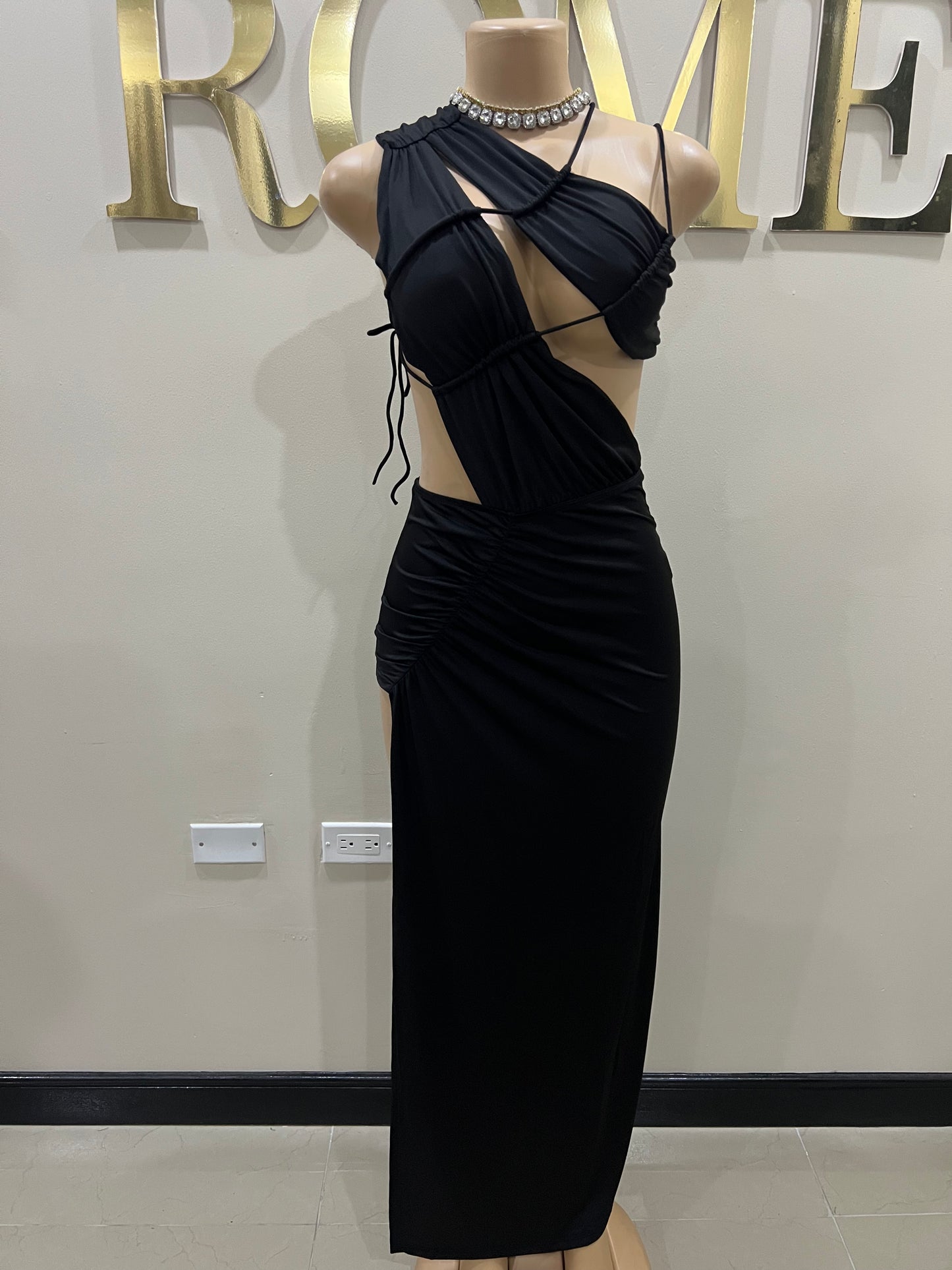 Amelia Giselle Dress (Black)