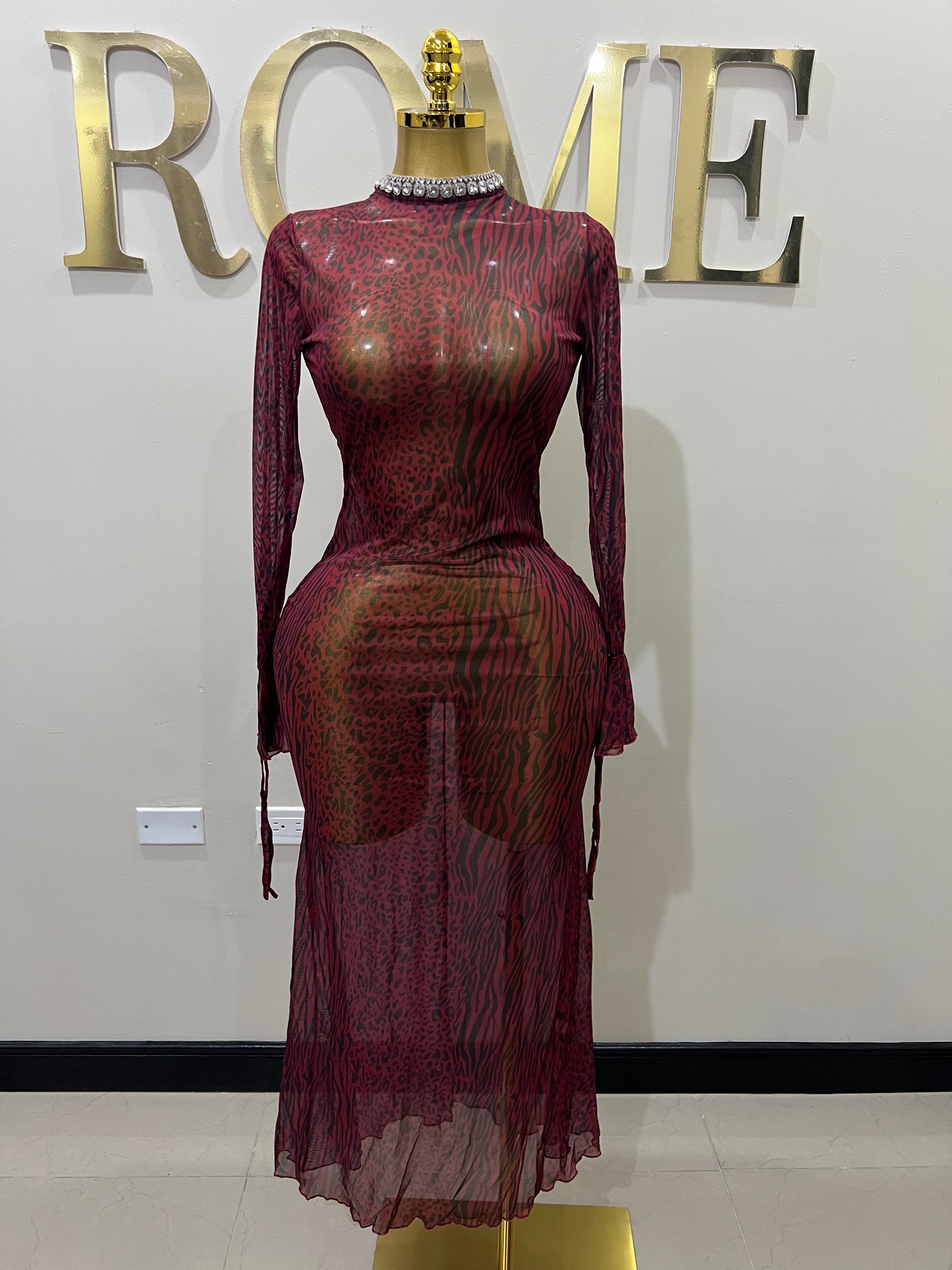 Adalaine Open Back Dress (Burgundy)