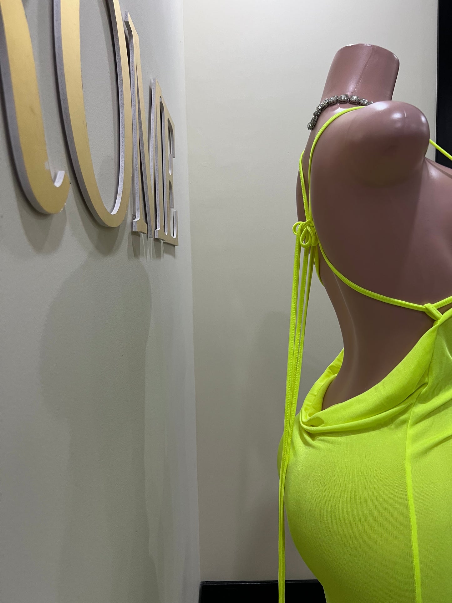 Carey Vibe Dress (Lime Green)