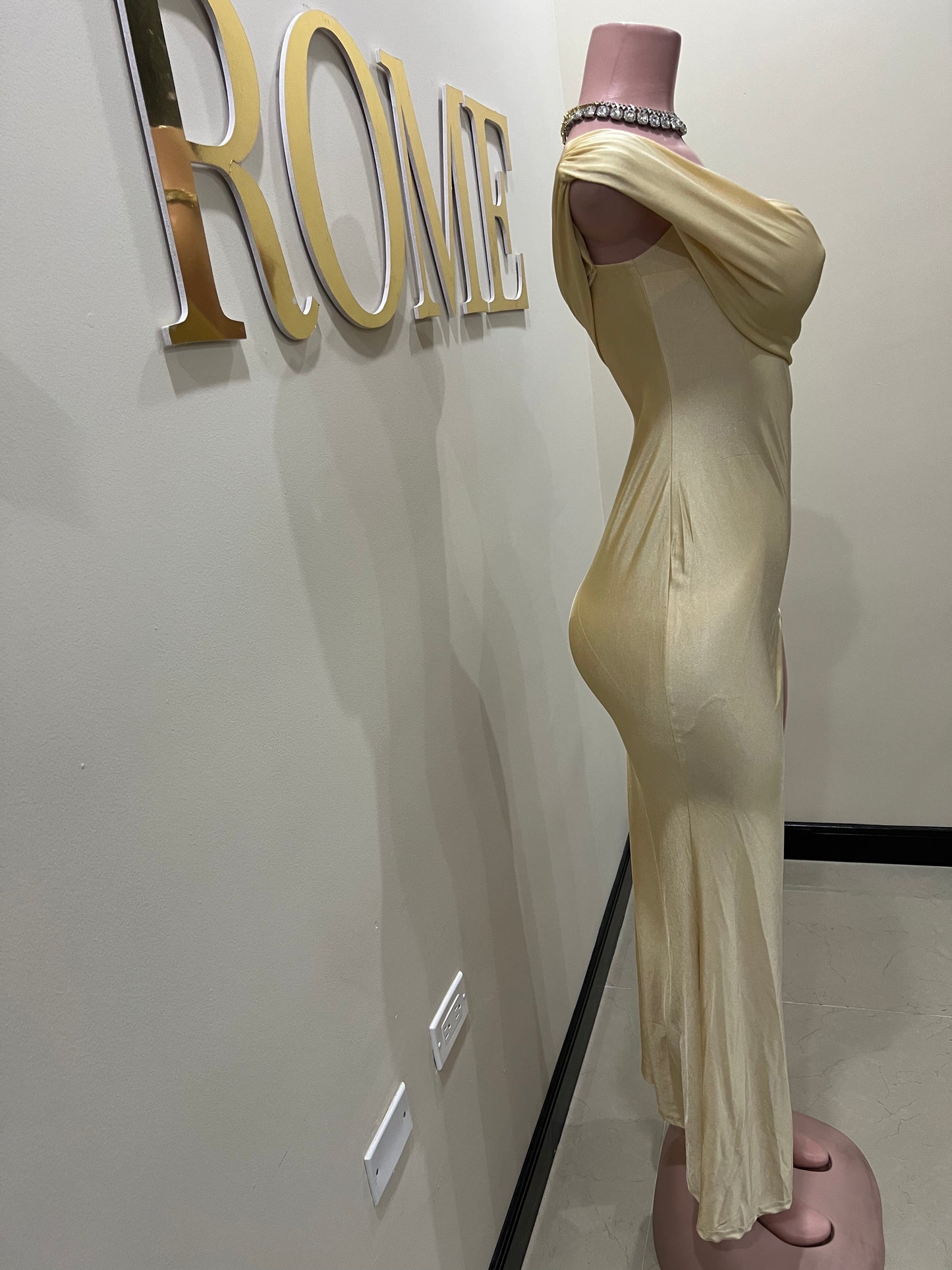 Kerry One Shoulder Dress (Soft Gold)