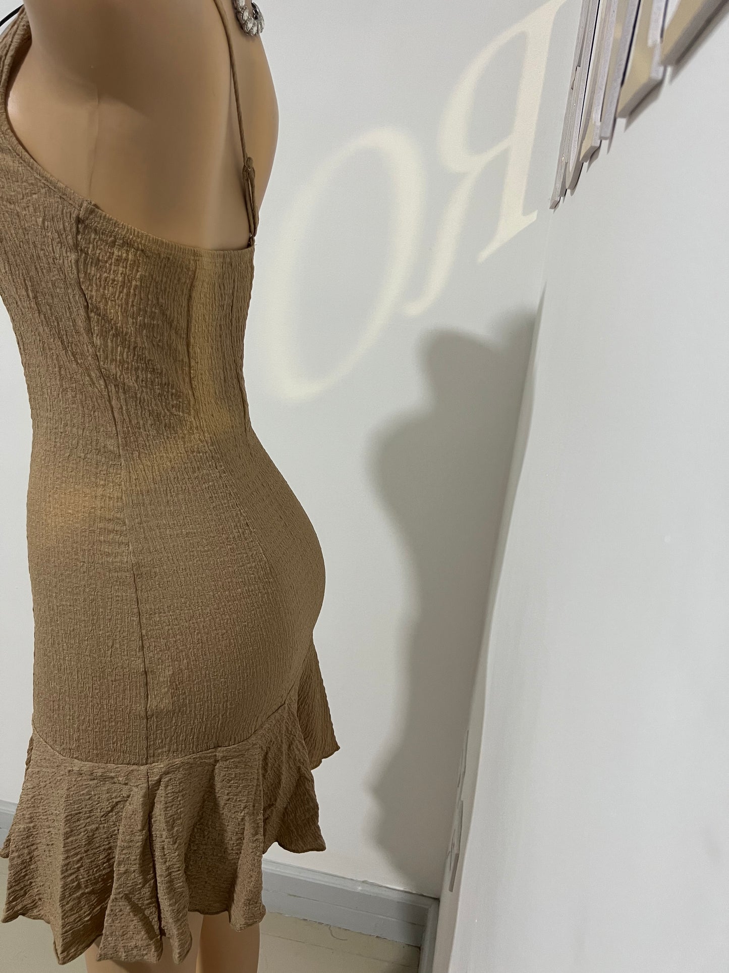 Beth Peony Dress (Brown)