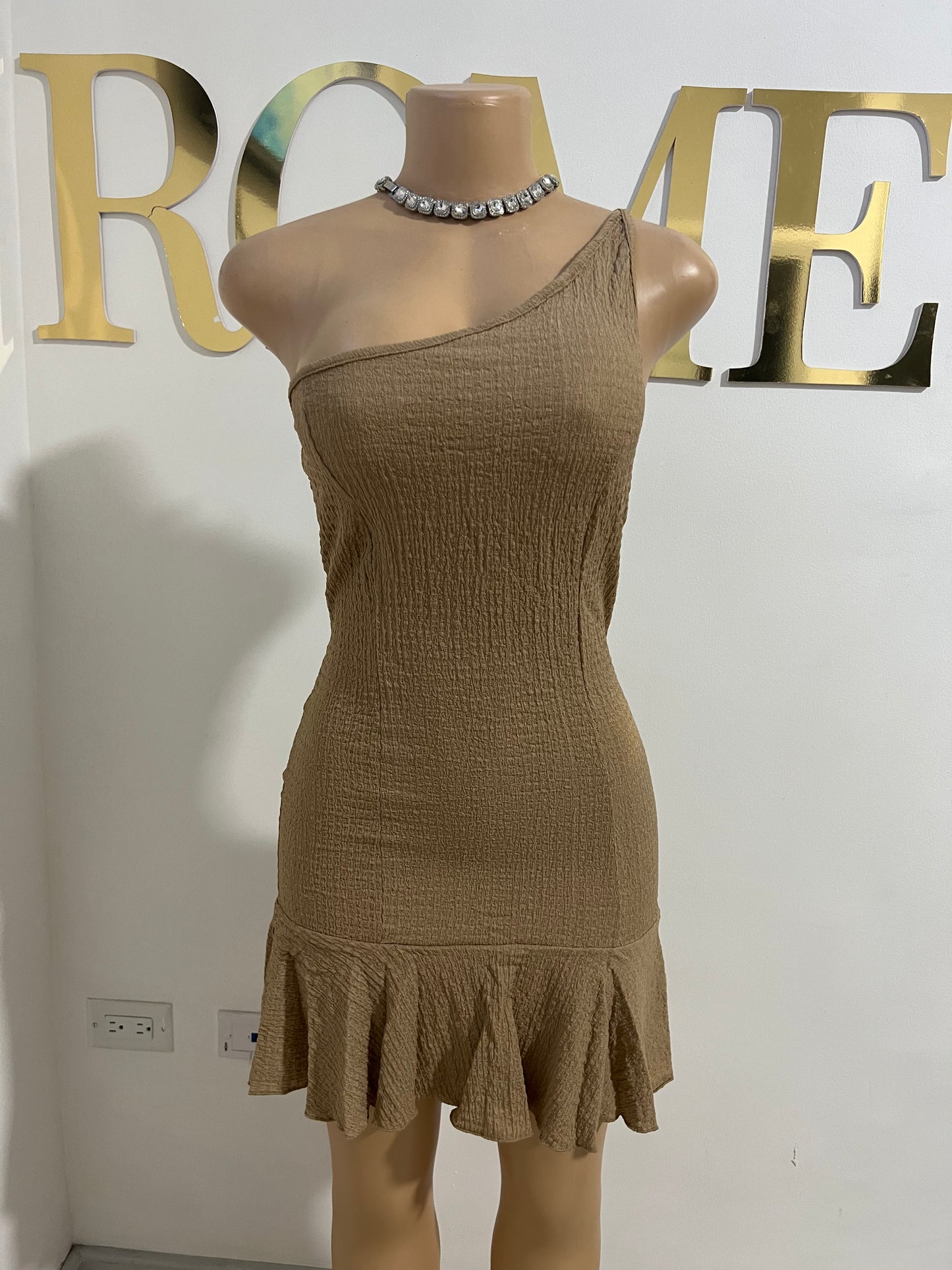 Beth Peony Dress (Brown)