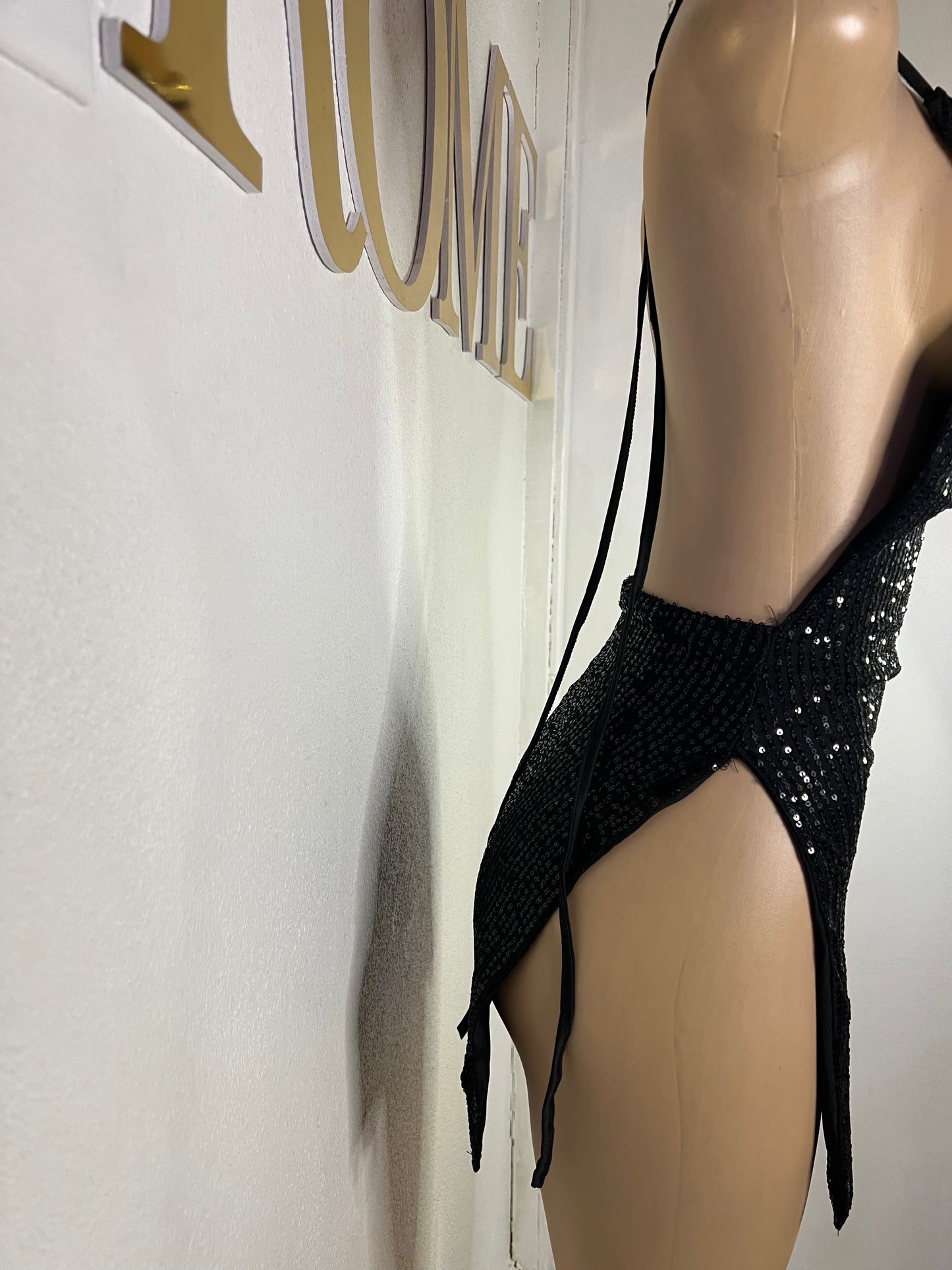 Kim Super Mini Backless Dress (Black)