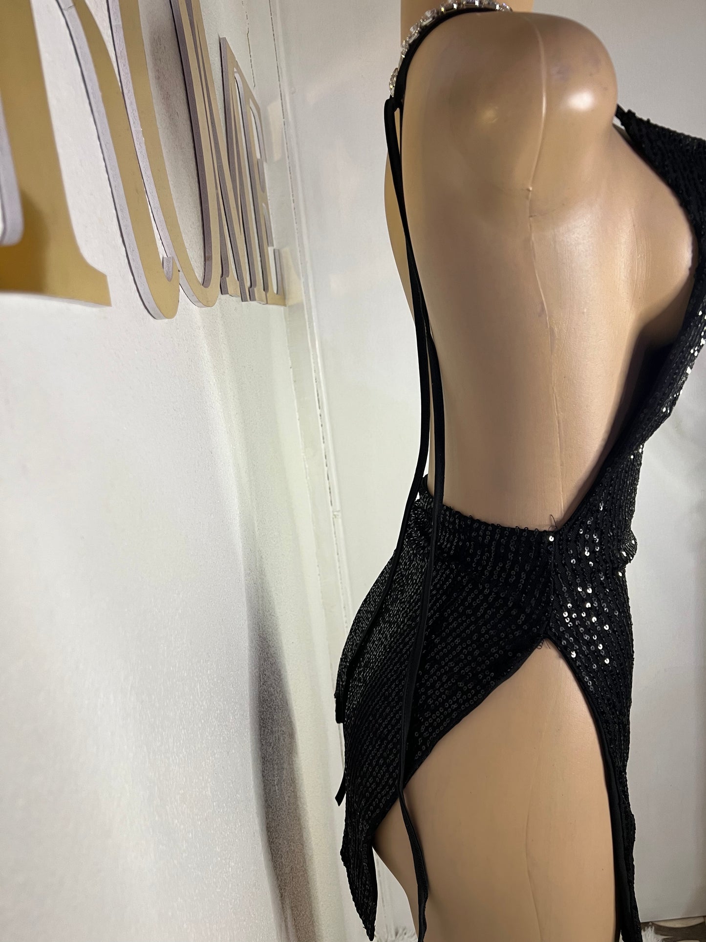 Kim Super Mini Backless Dress (Black)