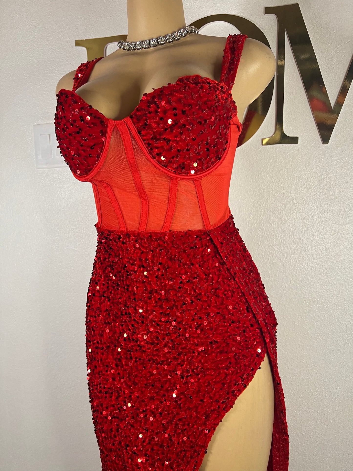 Hollywood Vibe Dress (Red)